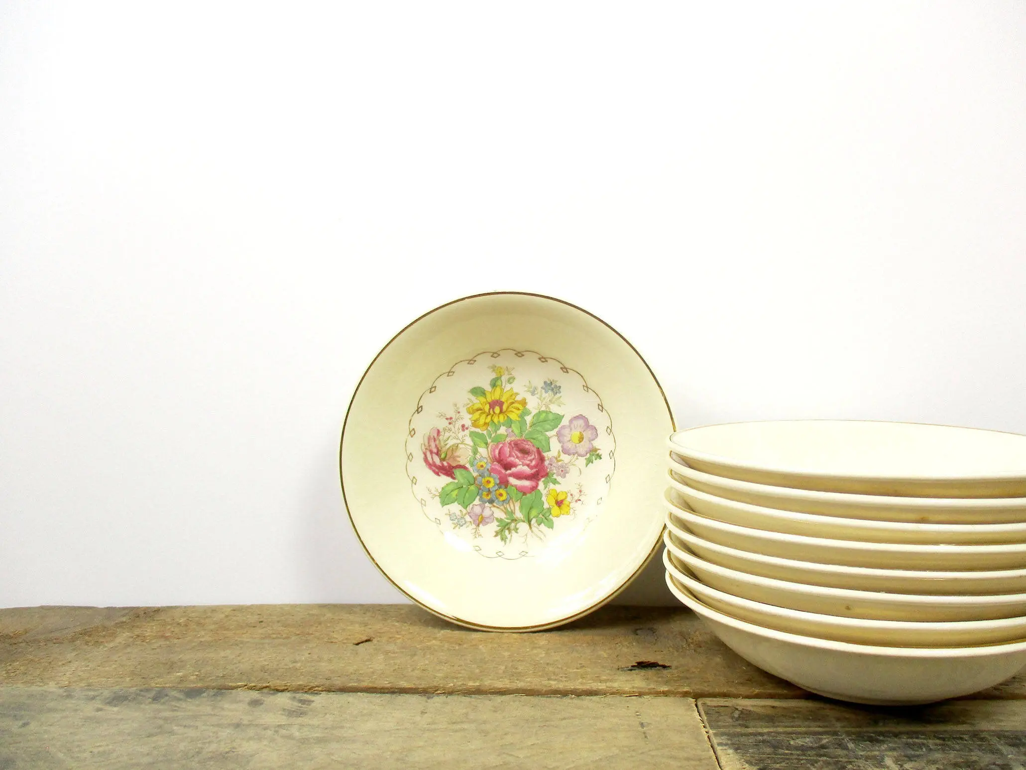 1930s Set of FIVE berry bowls by Paden City Pottery - Gold Trimmed Antique Berry / Sauce Bowls , with Floral Bouquet Center. PCP pattern A42