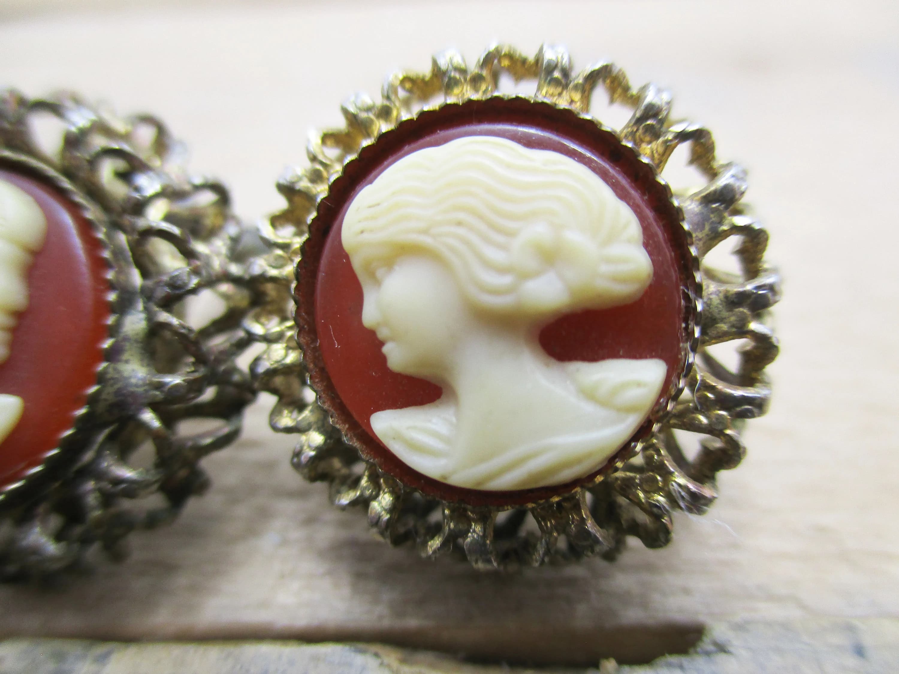 1930s Cameo Earrings - Beautiful Cameos Featuring a Women with a Flower in Her Hair. - image 5