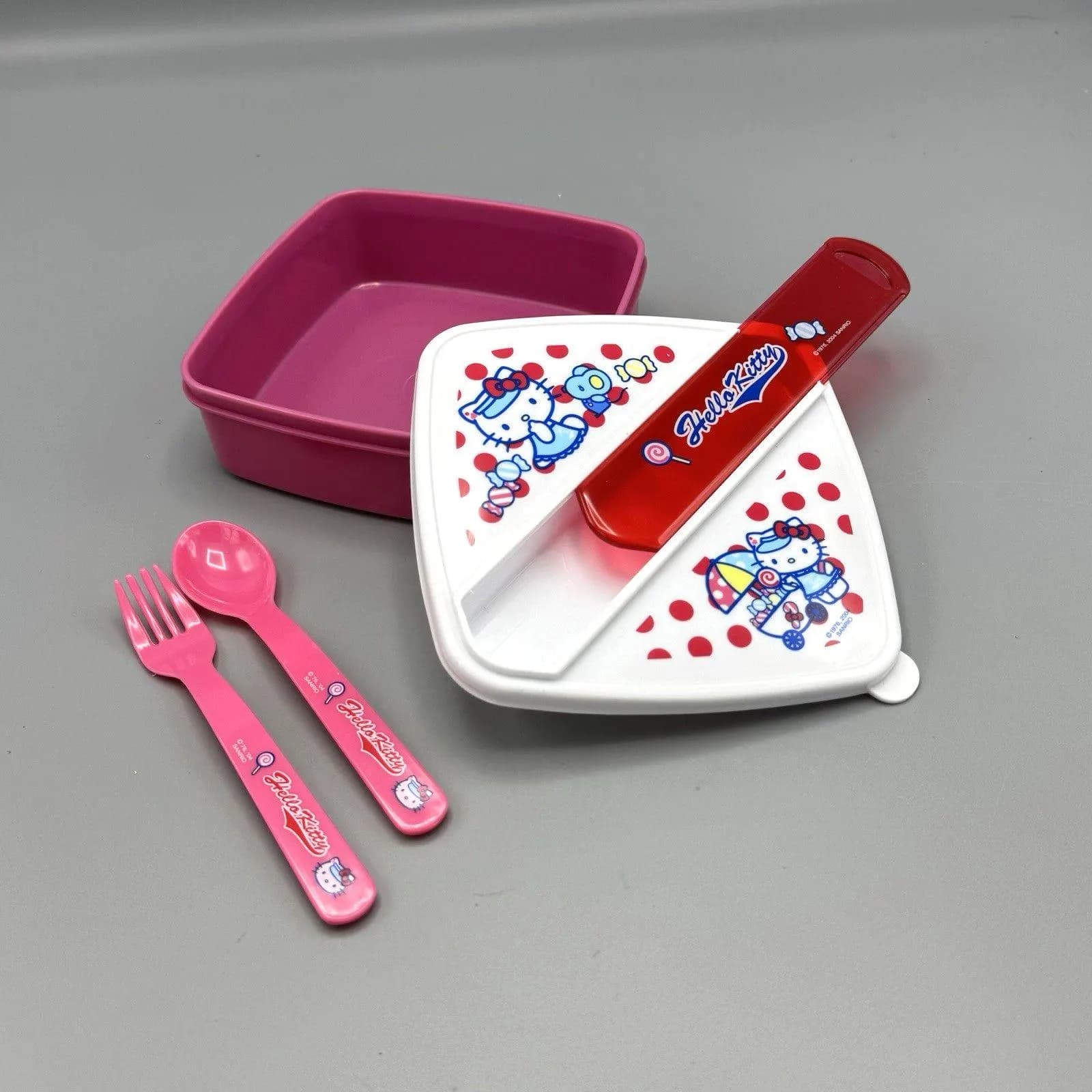 2004 Sanrio Hello Kitty Plastic Bento Lunch Box Container Fork Spoon Portable