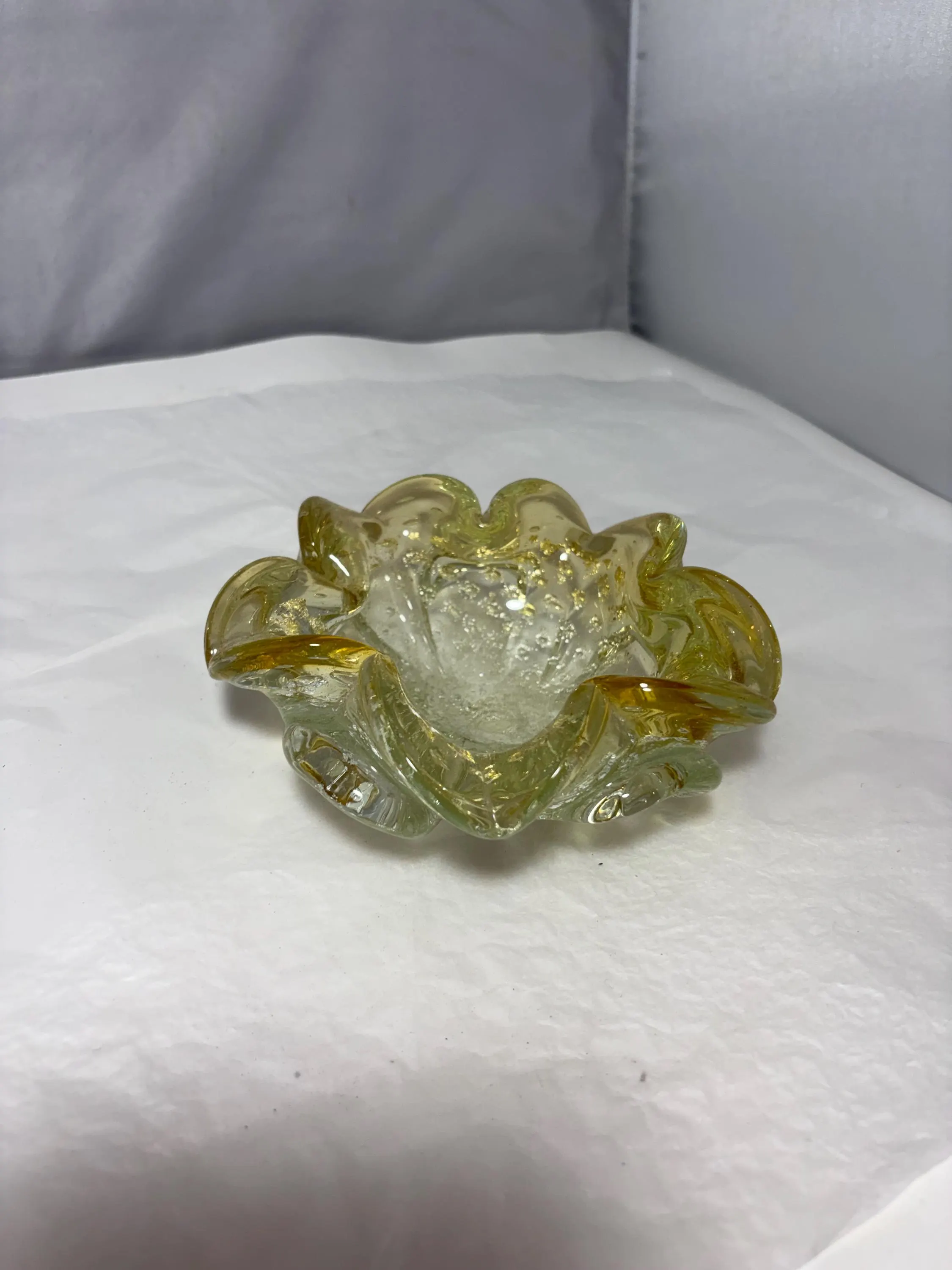 Vintage Murano yellow/green Glass Flower Petal Bowl | Home Decor - image 5