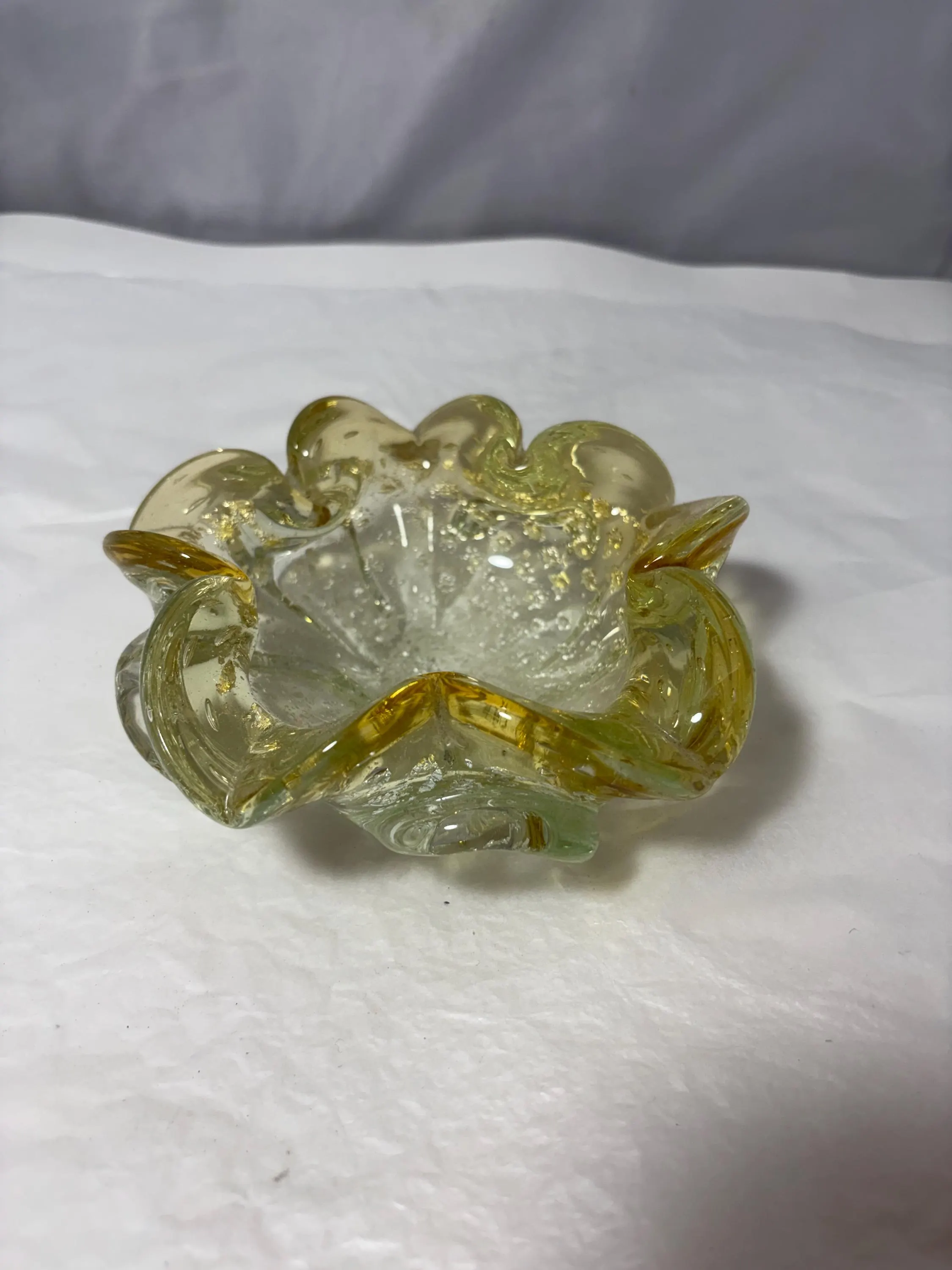 Vintage Murano yellow/green Glass Flower Petal Bowl | Home Decor - image 3