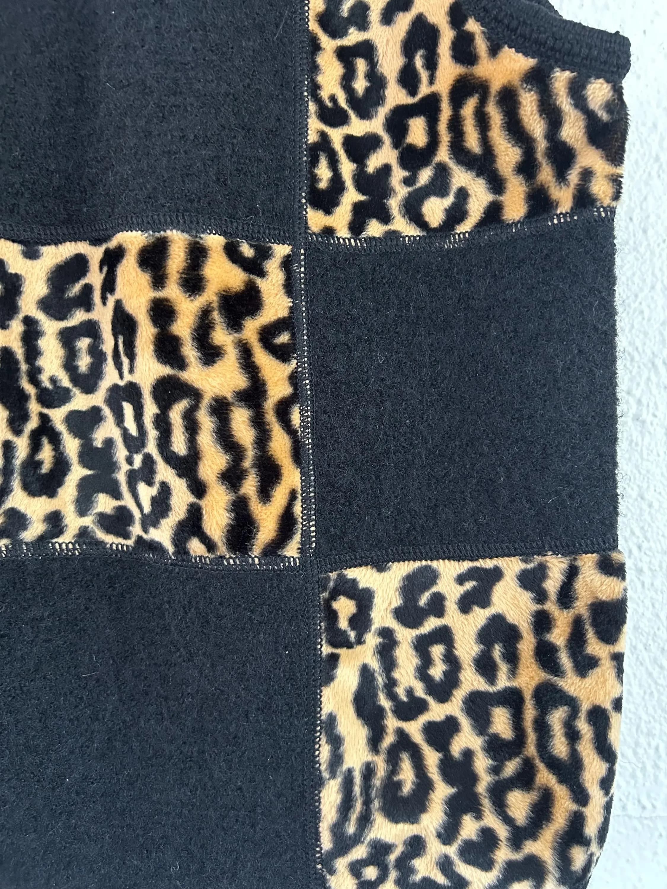 Vintage patchwork vest black wool Y2k leopard faux fur collar - image 3