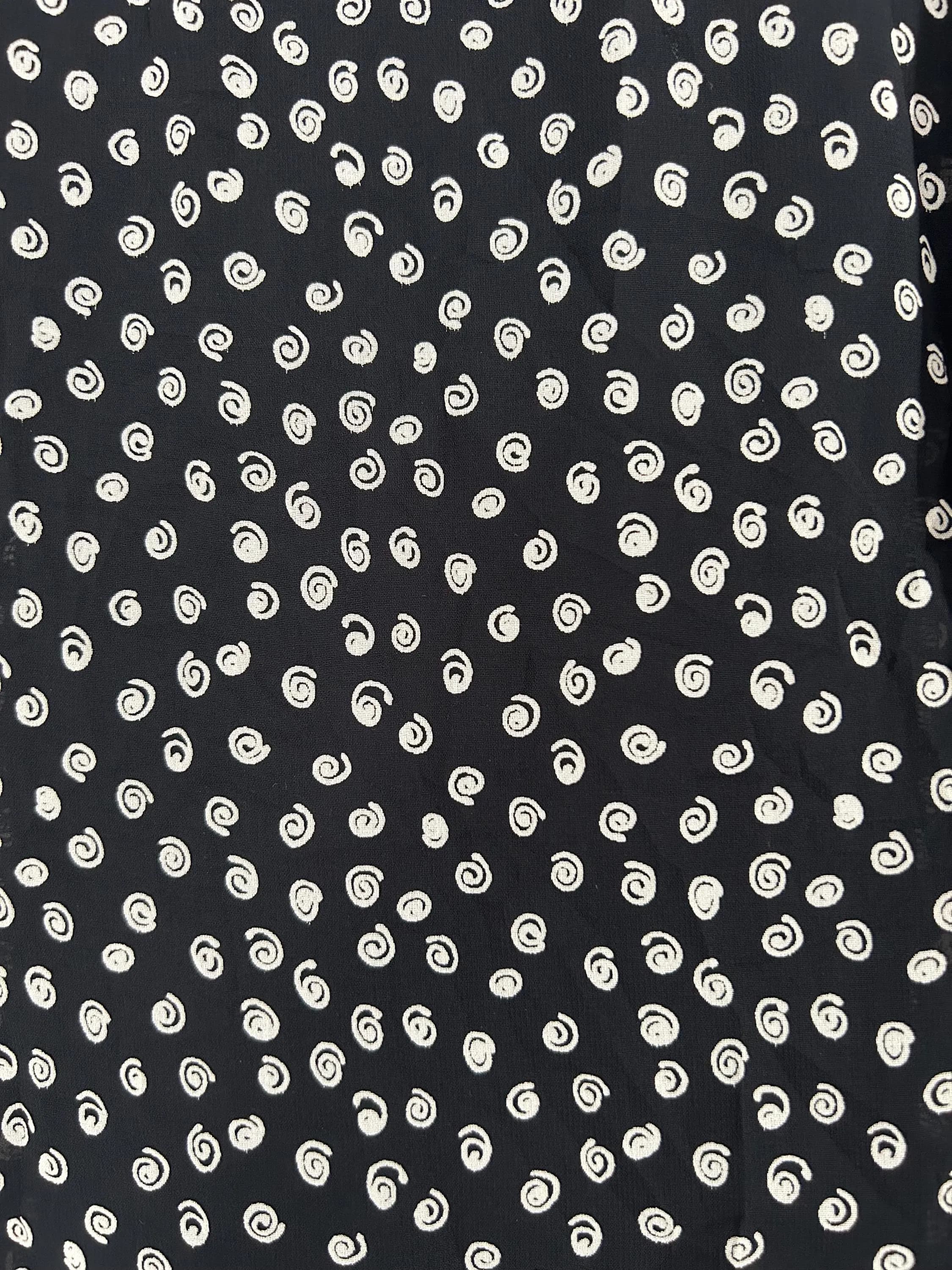 Vintage 90s designer minimalist mini dress black with white abstract spiral pattern - image 2