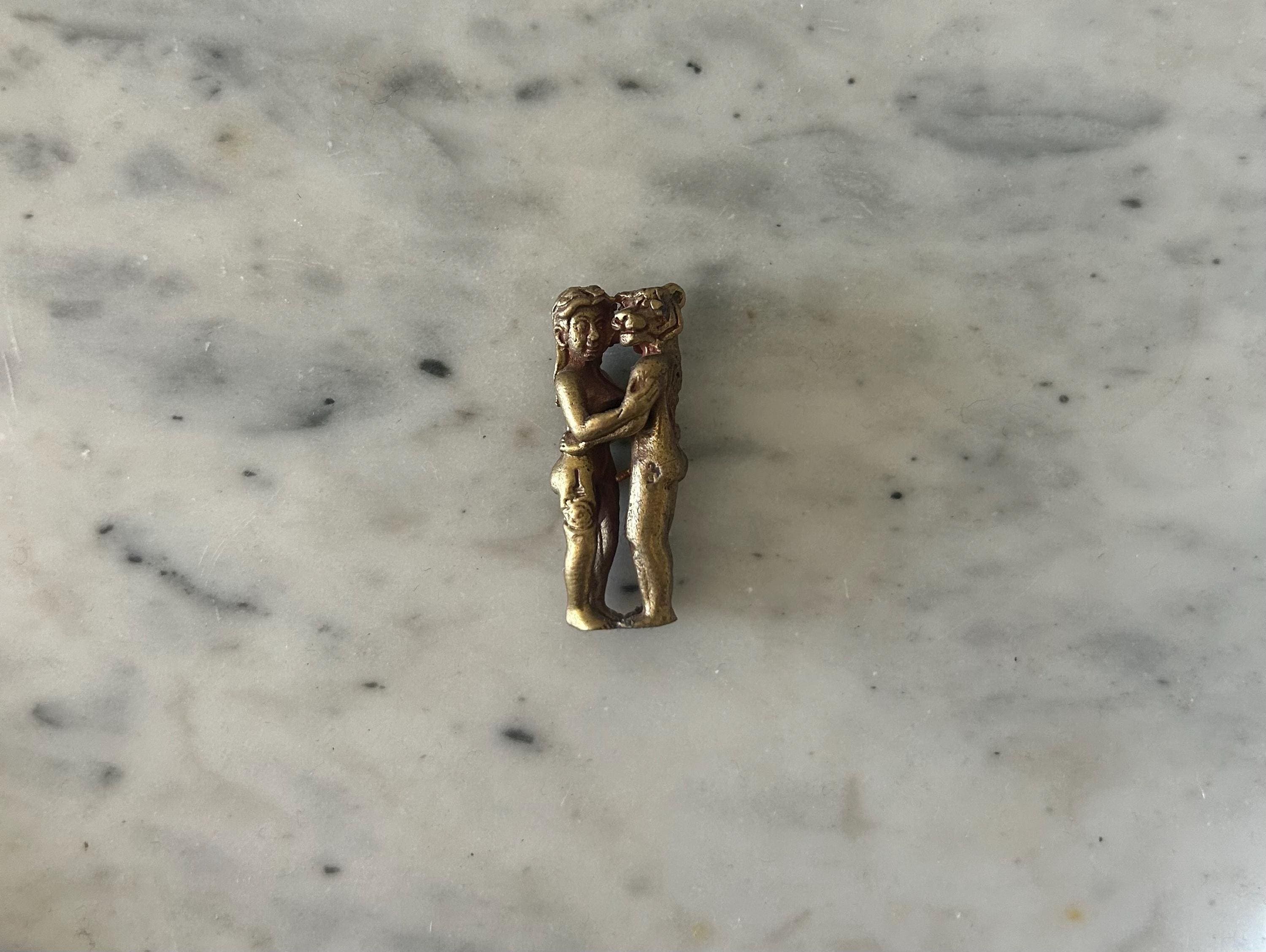Brass Tantric Amulet: Lion-Headed Pocket Sculpture - image 2