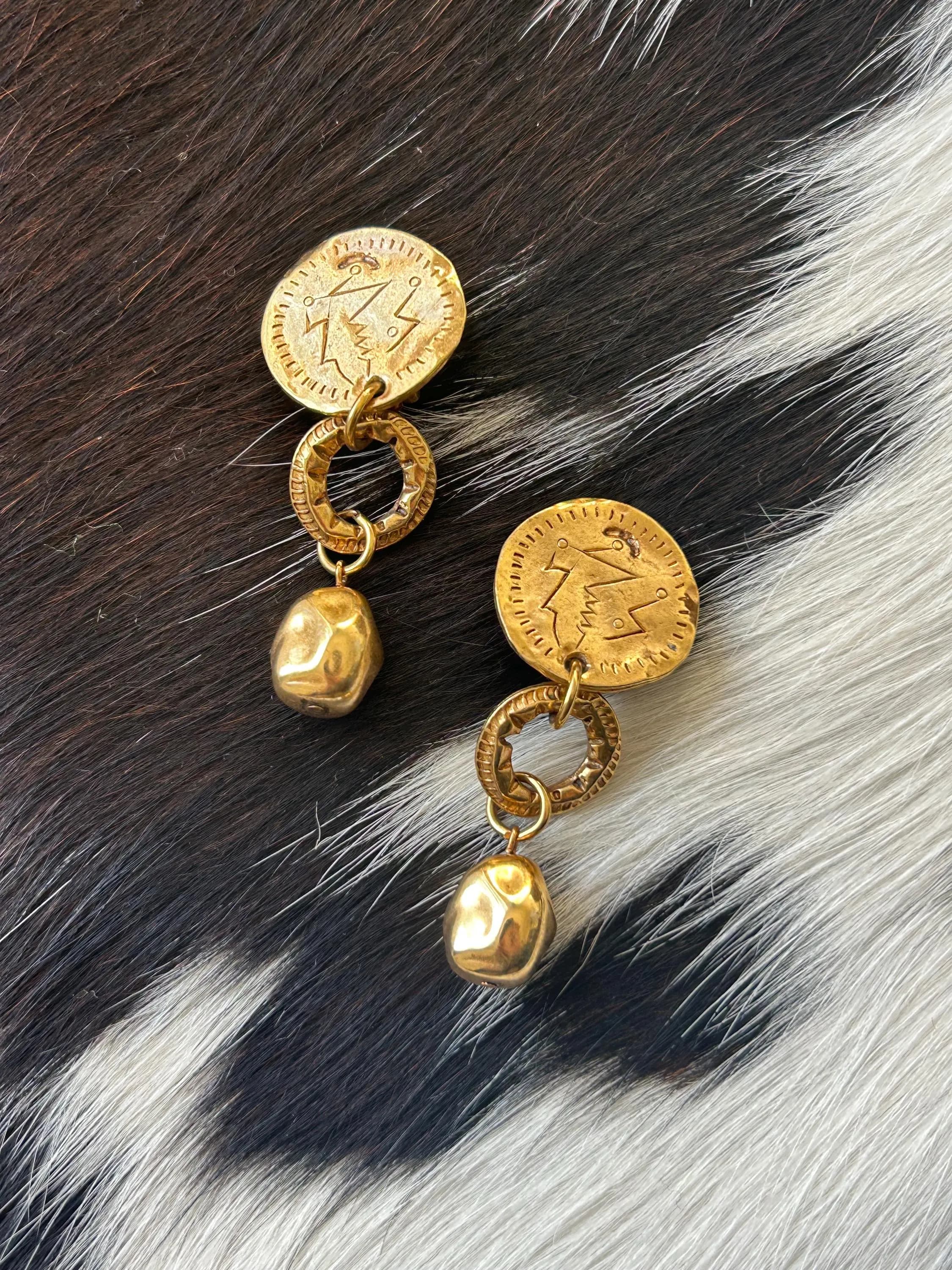 90s Goldtone Dangle Earrings: Designer Engraved Coin