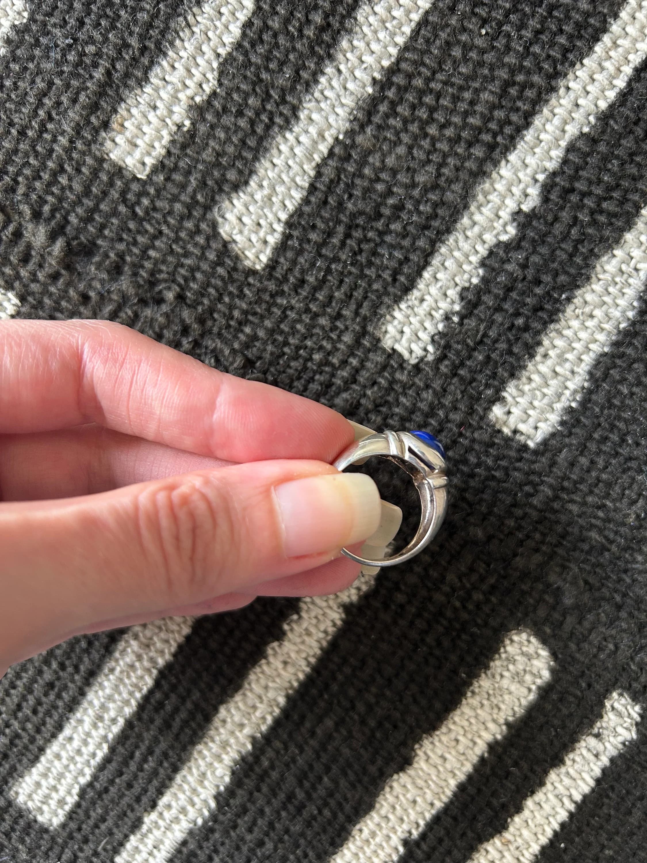 Vintage Sterling silver Lapis ring classic design cabochon blue round oval stone - image 3