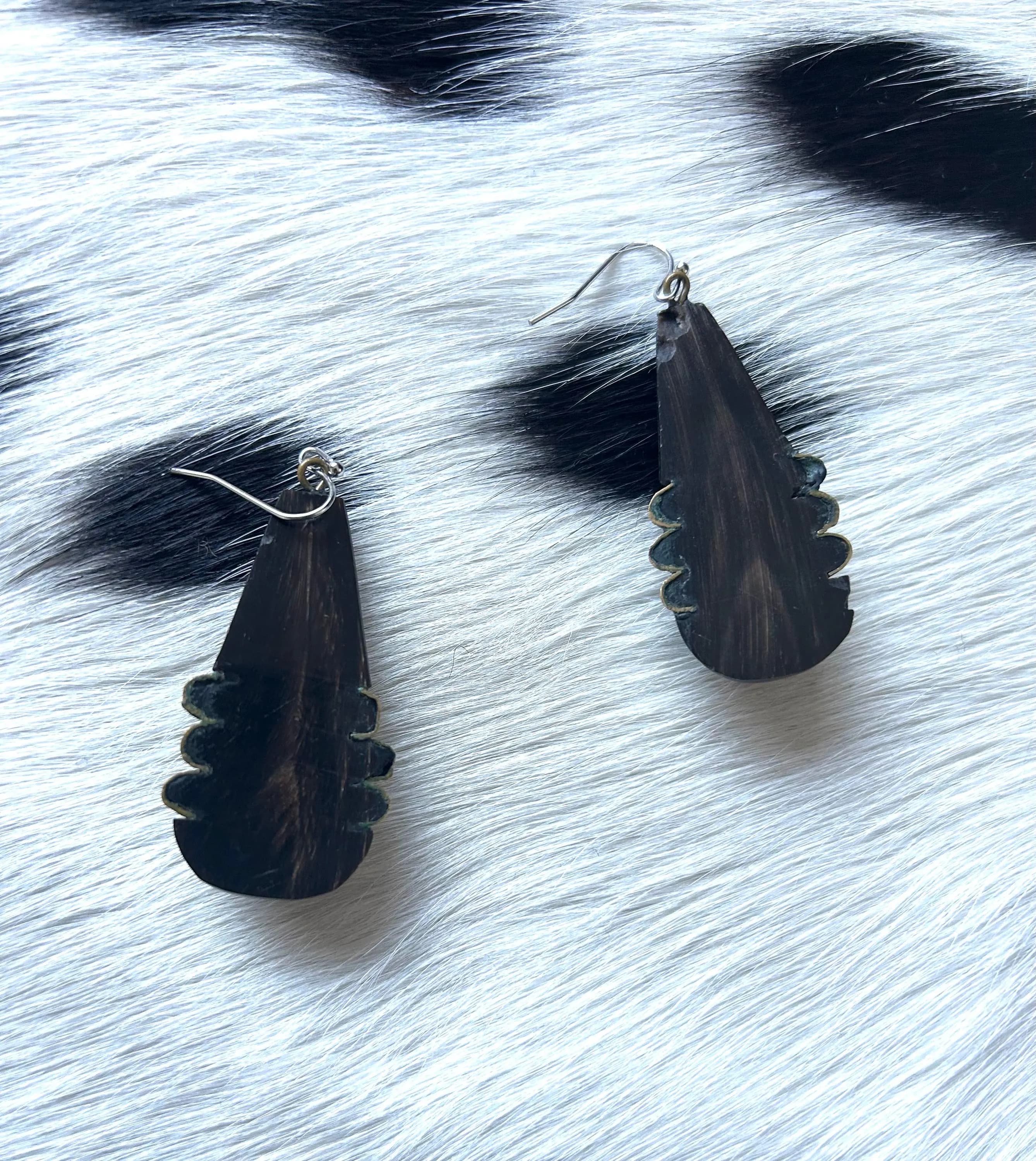 Vintage 70s horn and brass earrings drop dangle teardrop brown black metalwork handmade bone - image 4
