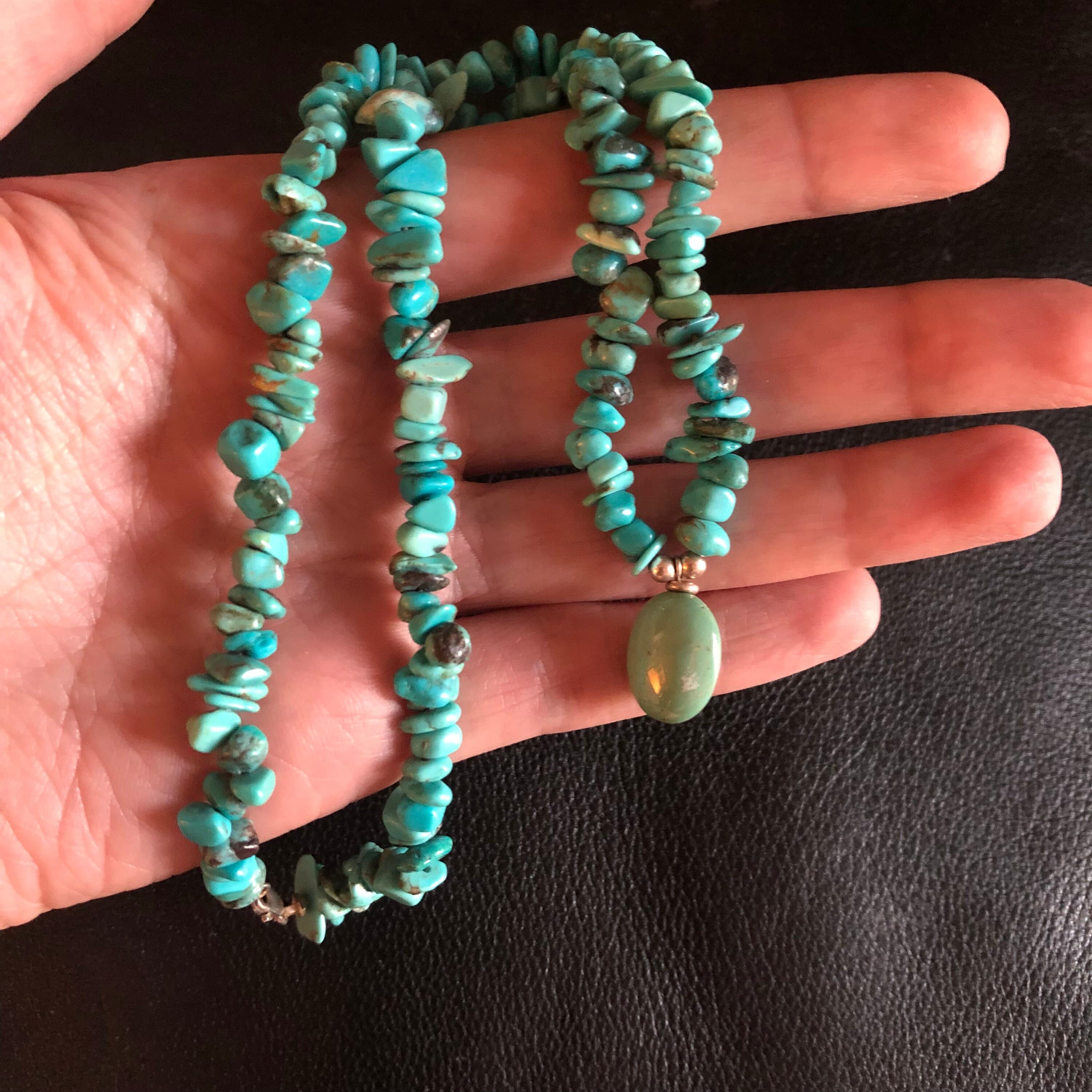Vintage Y2K turquoise beaded pendant natural necklace - image 3