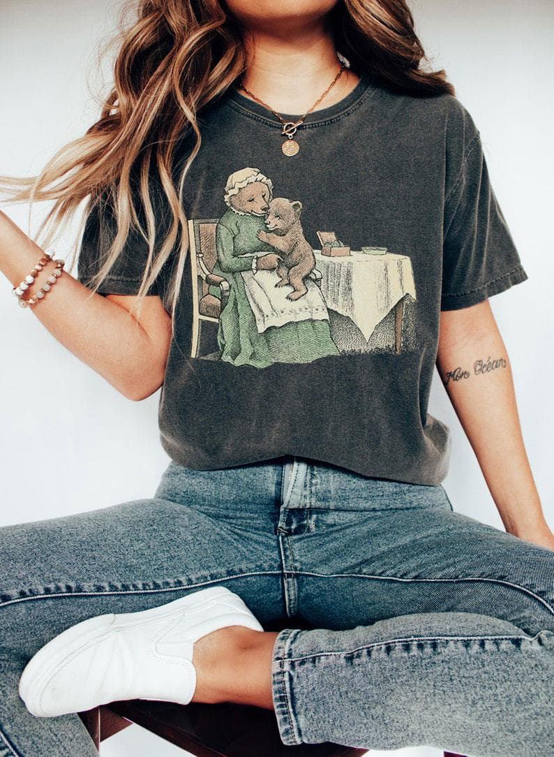 Little Bear Grandmother Bear Shirt, Else Holmelund Book Shirt, Lucy Emily, Mother Gift, Nostalgia Shirt, Childen Book Shirt, Gift For Her