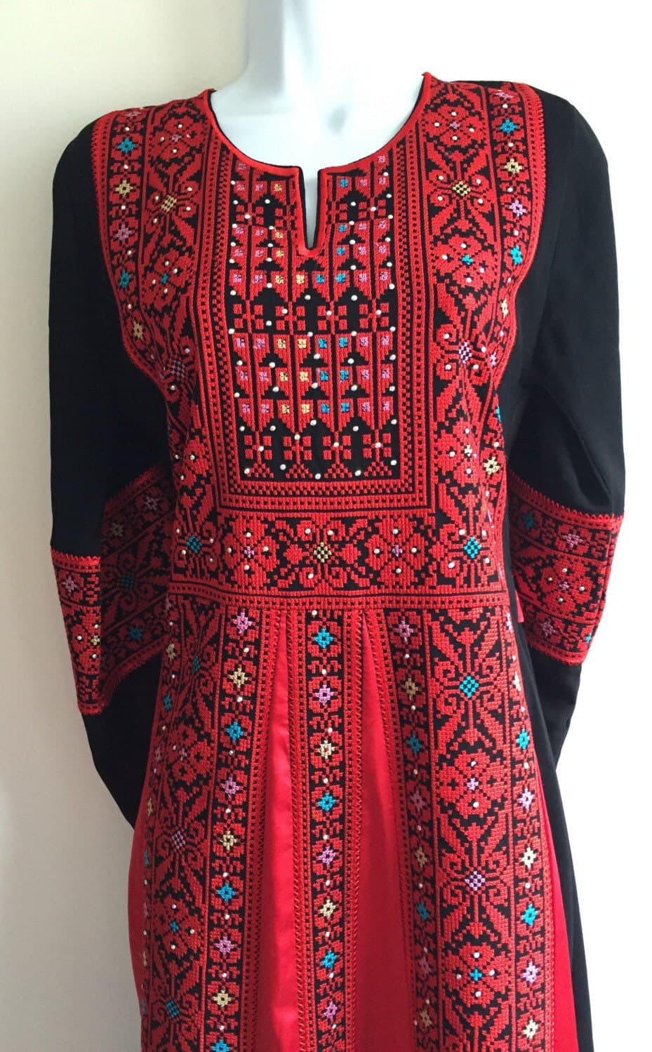 Black dresses / Tobe / Thobe / Thoube / Abaya with Red Palestinian Cross Stitch / Embroidery