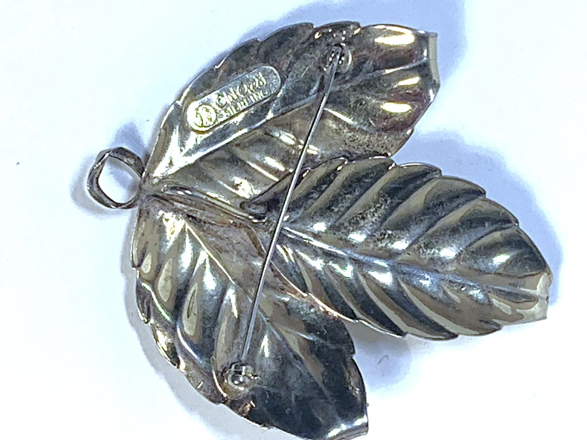 Mid Century Old Crest Signed Sterling Three Leaf Brooch Pin GK Co Goldberg-Kirschman Co - image 2