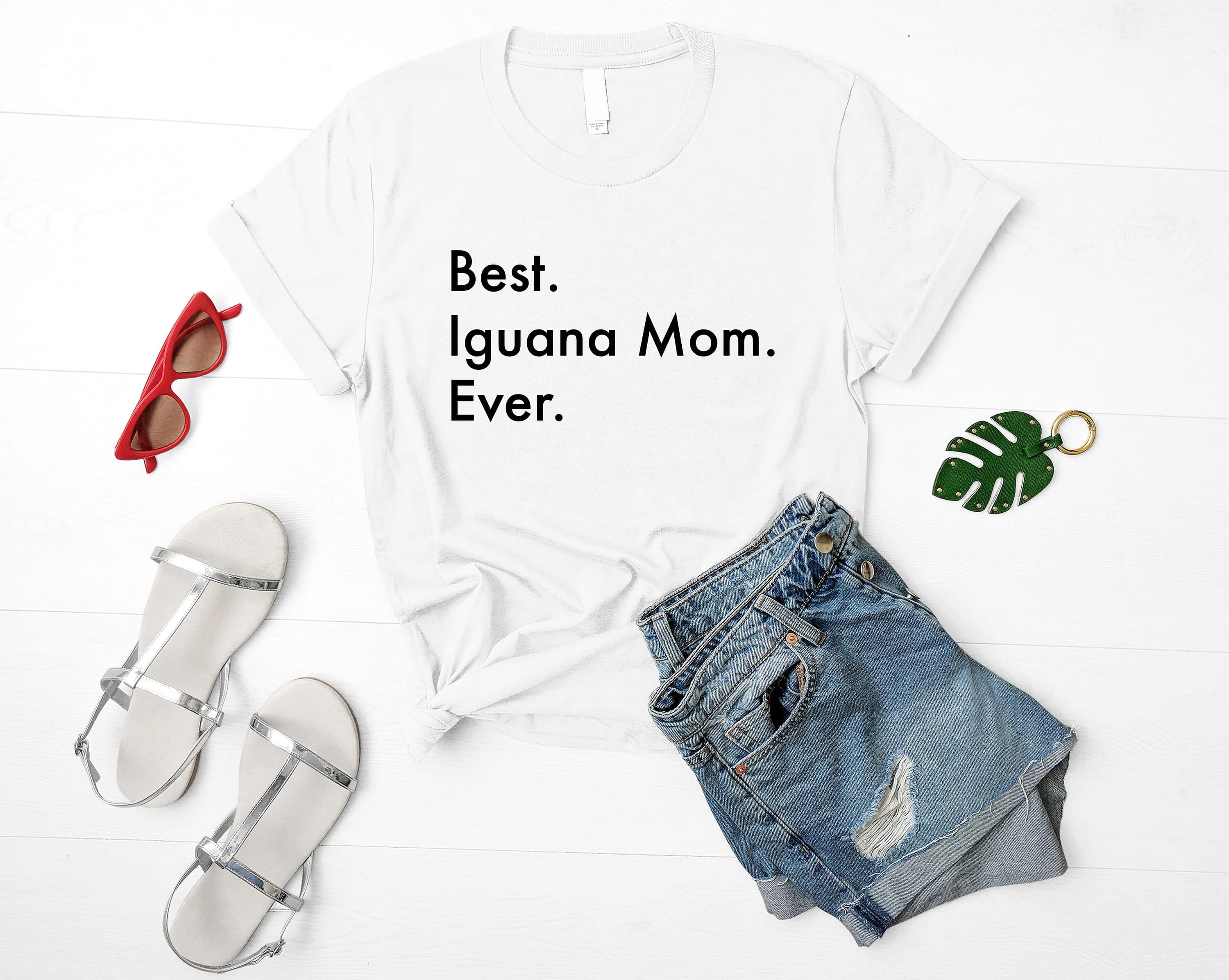 Iguana Mom T-Shirt, Best Iguana Mom Ever Shirt Womens Gifts - 3411 - image 4