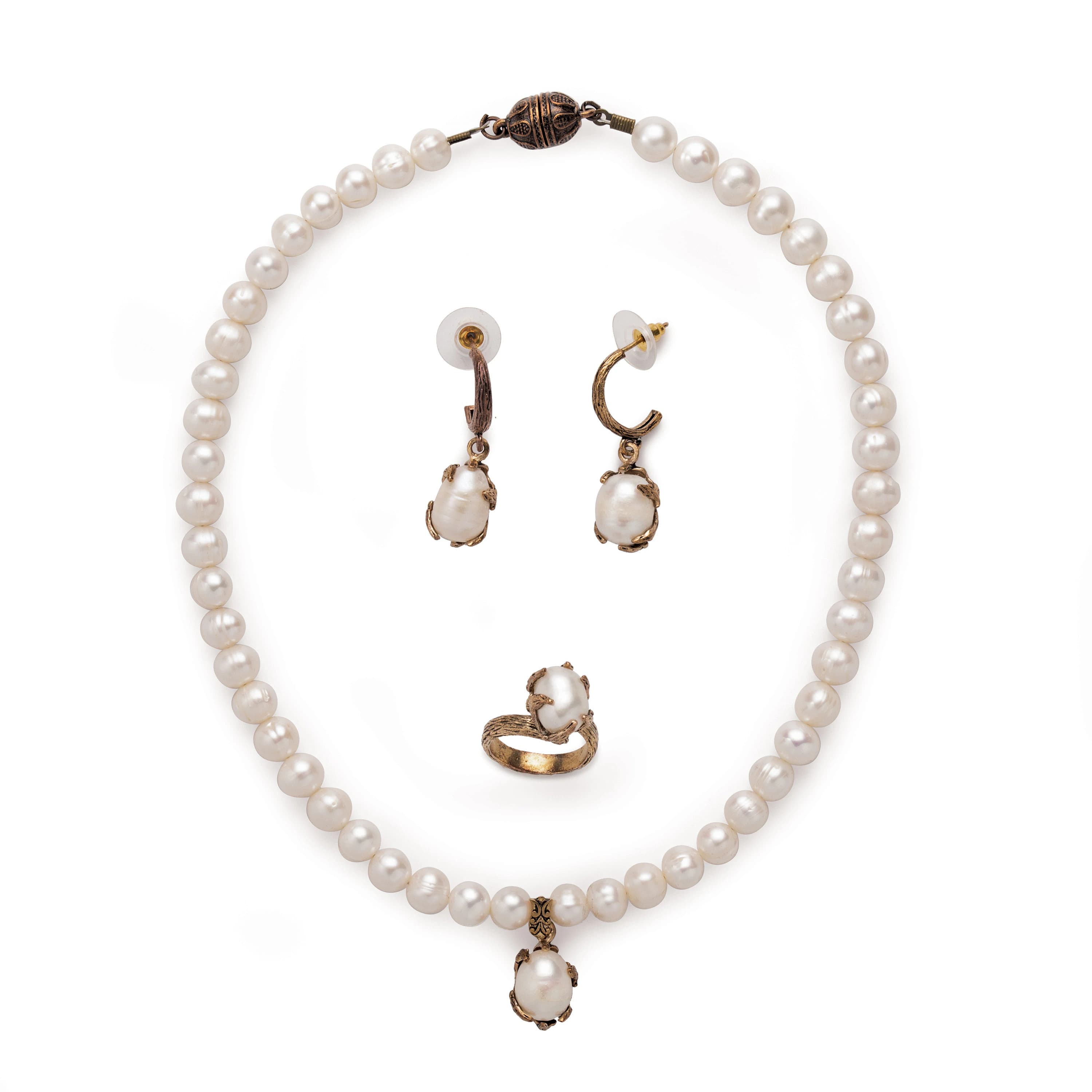 PEARL NECKLACE SET / Handmade