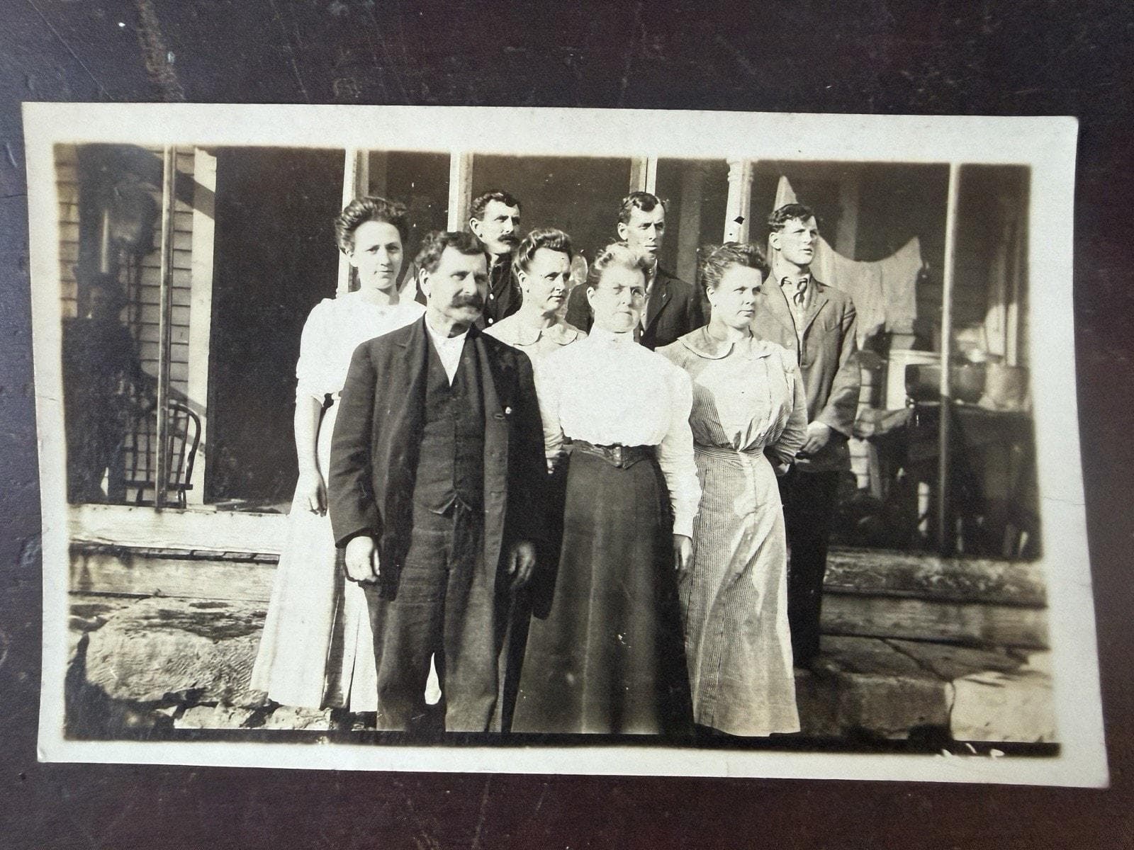 Antique RPPC Real Photo Postcard - Hubbard Family of Kansas Portrait On Porch