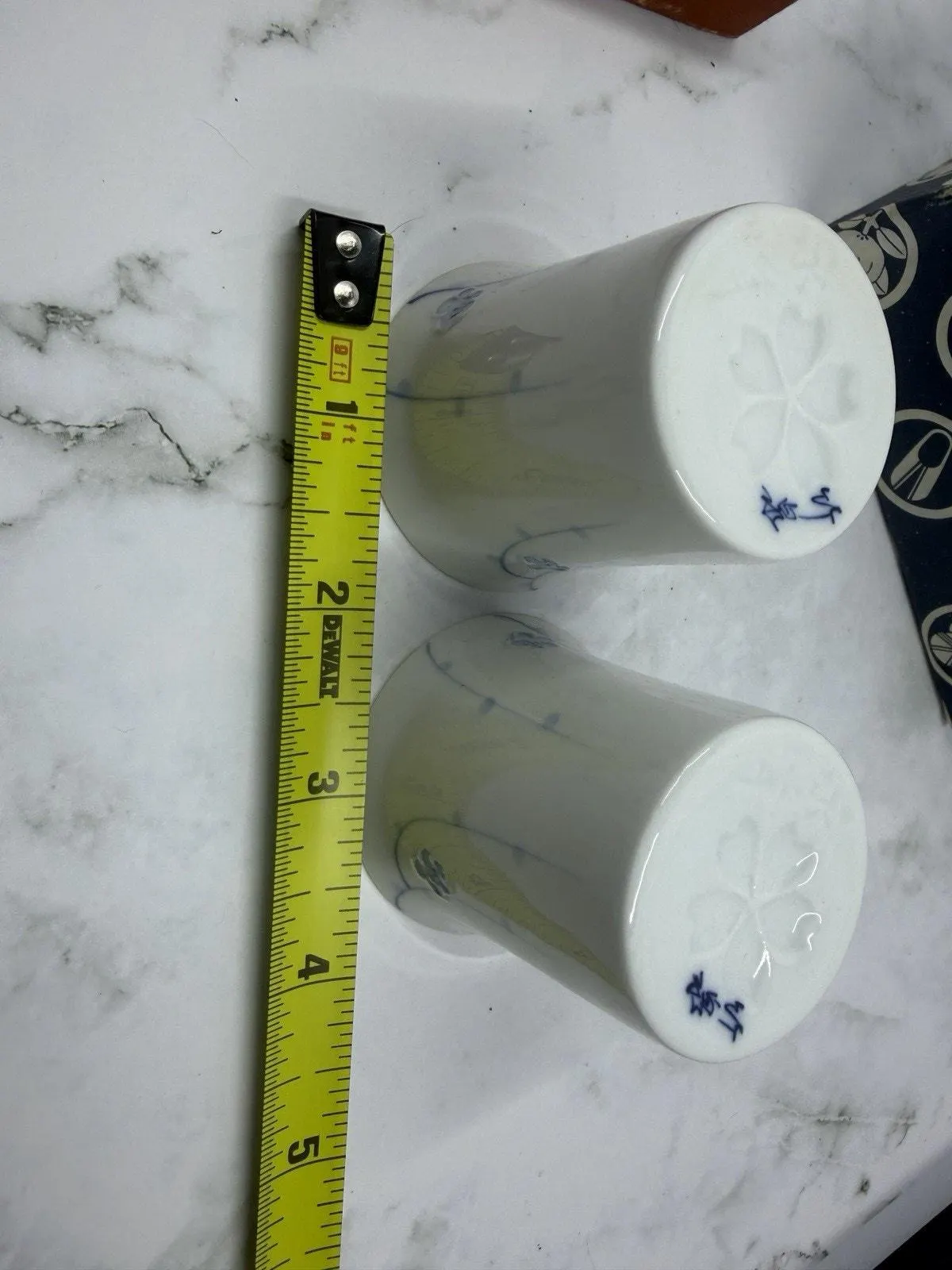 Arita Ware Meoto Yunomi Japanese Tea Cup Set Kaoru Kiln Sake Cups, Pair In Box - image 4