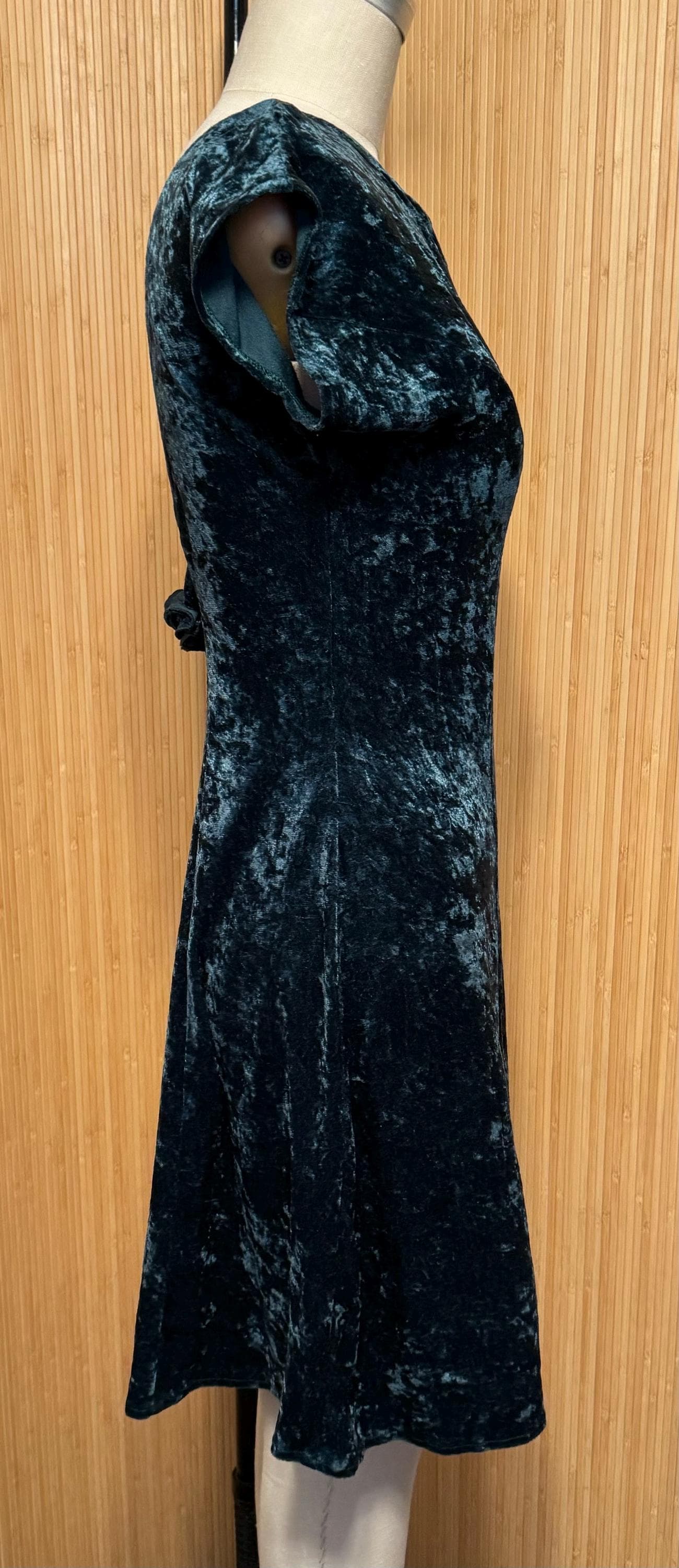 1990s Crushed Velvet Low Back Dress - image 3