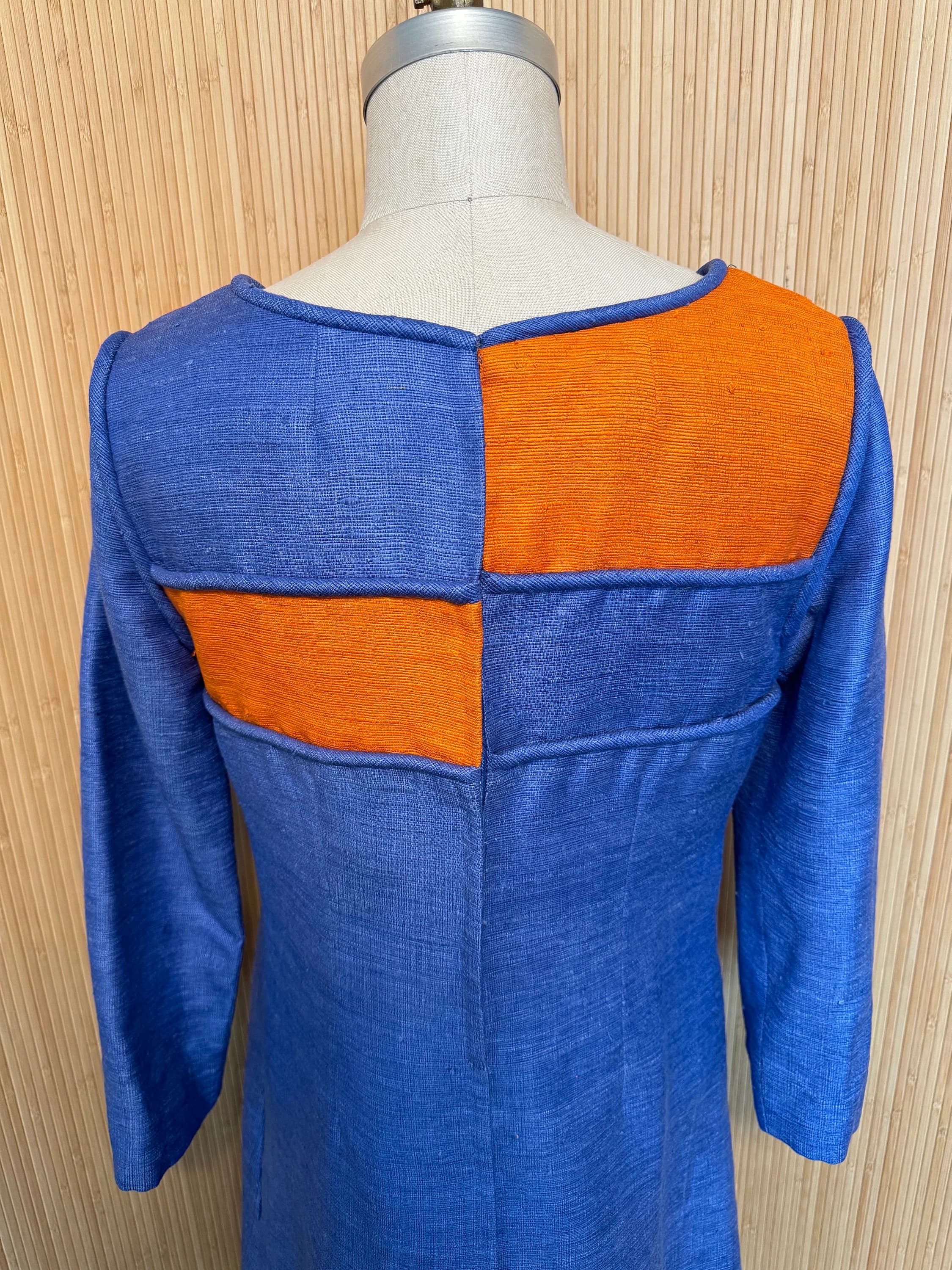 1960s Tina Leser Original Cornflower Blue and Orange Colorblock Dress - image 3