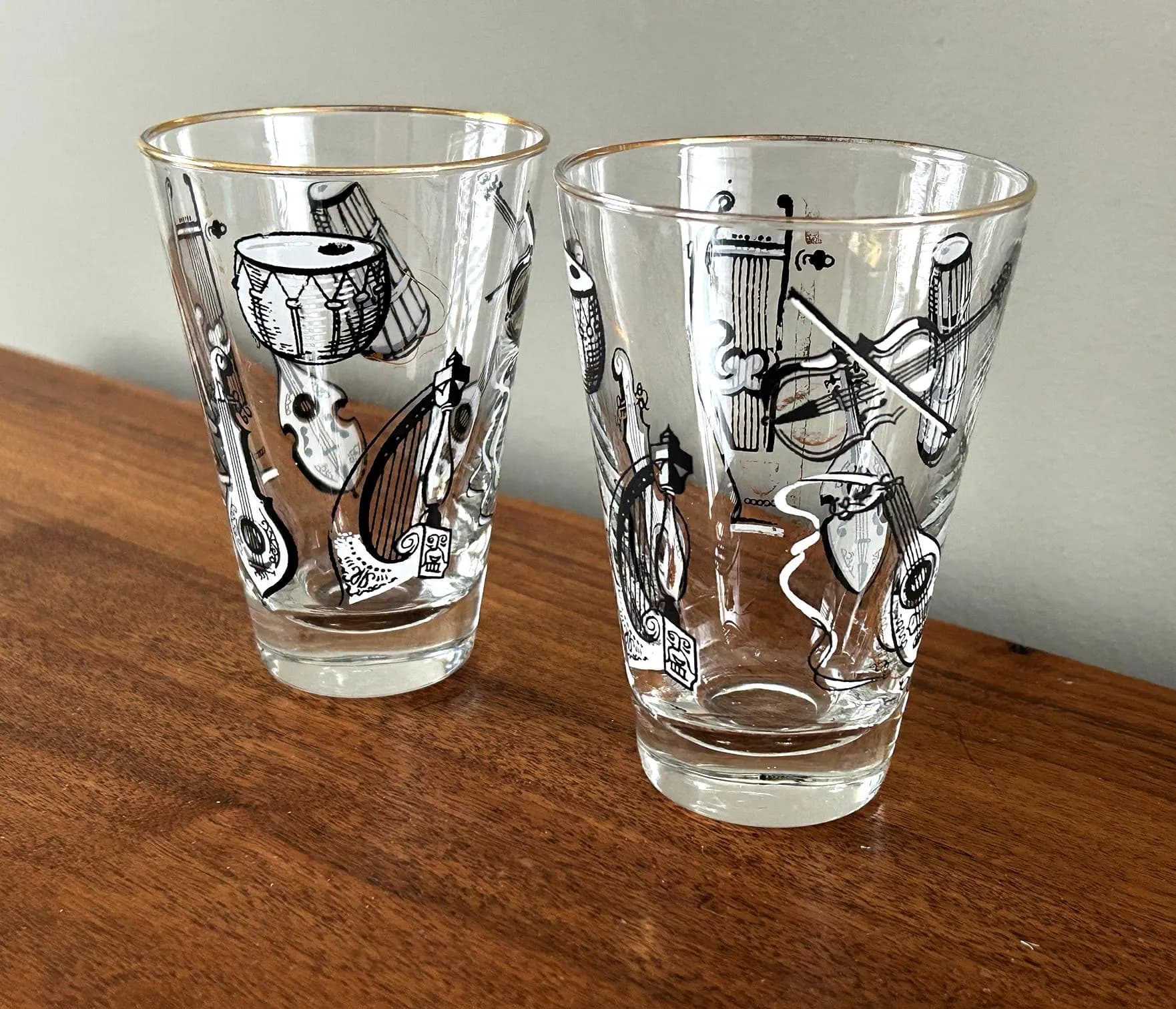 Vintage Pair of Libbey Musical Instrument Cocktail Glasses - image 4