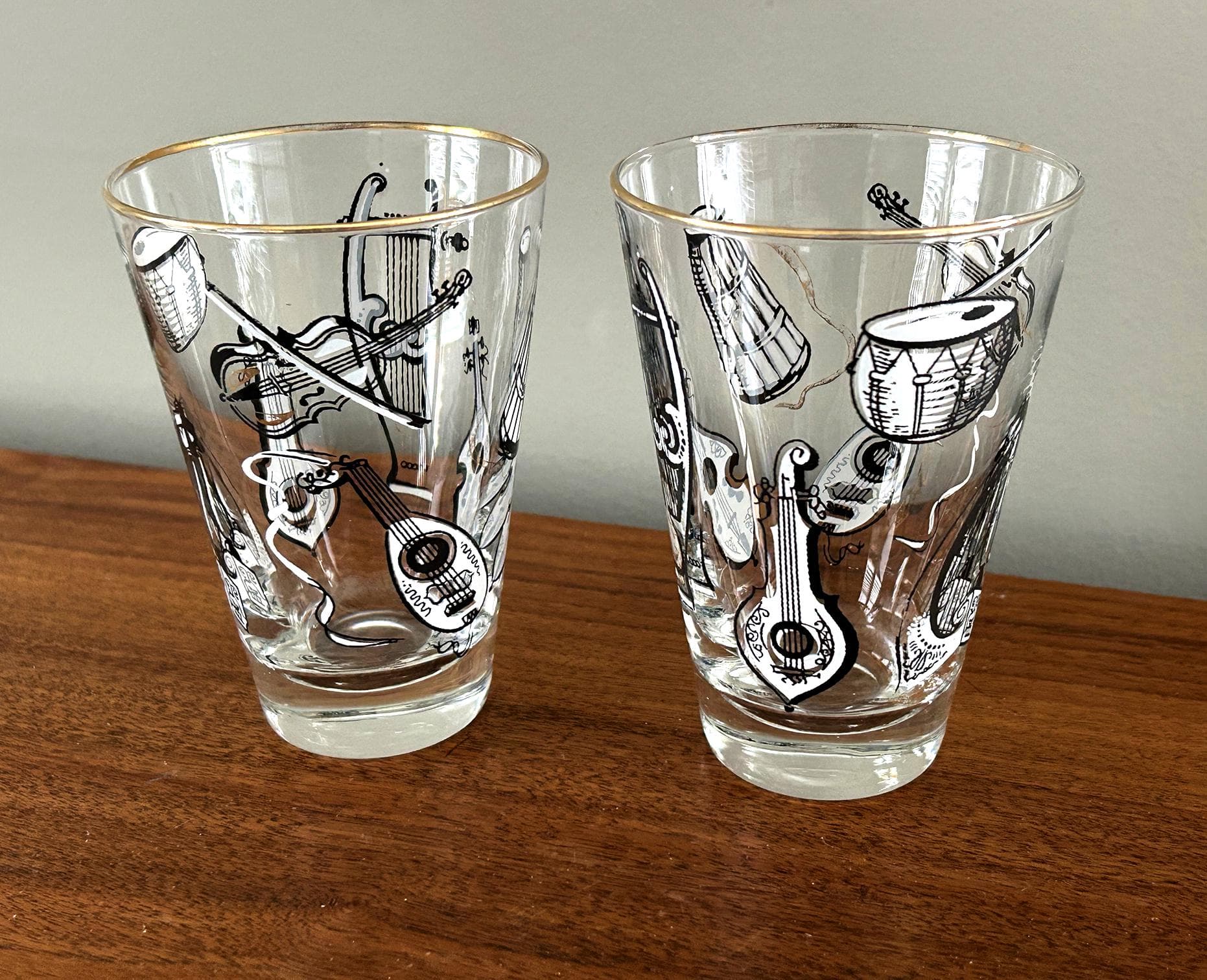 Vintage Pair of Libbey Musical Instrument Cocktail Glasses - image 5