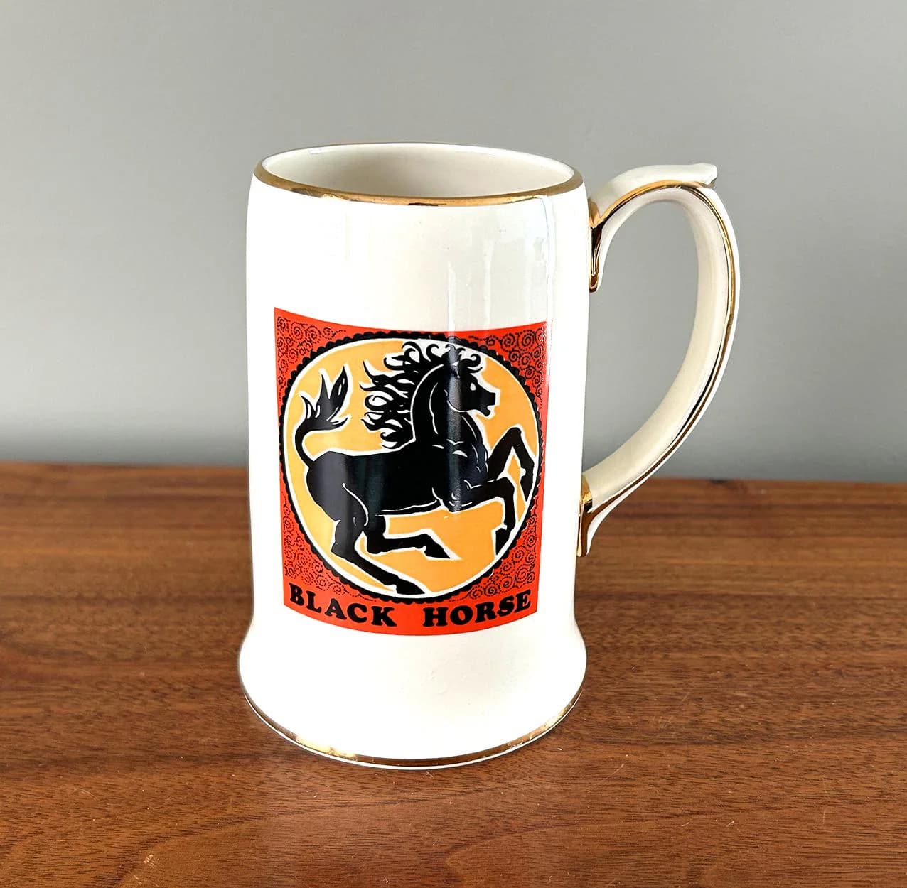 Vintage Souvenir Mug Black Horse Ye Olde Inn Sadler England