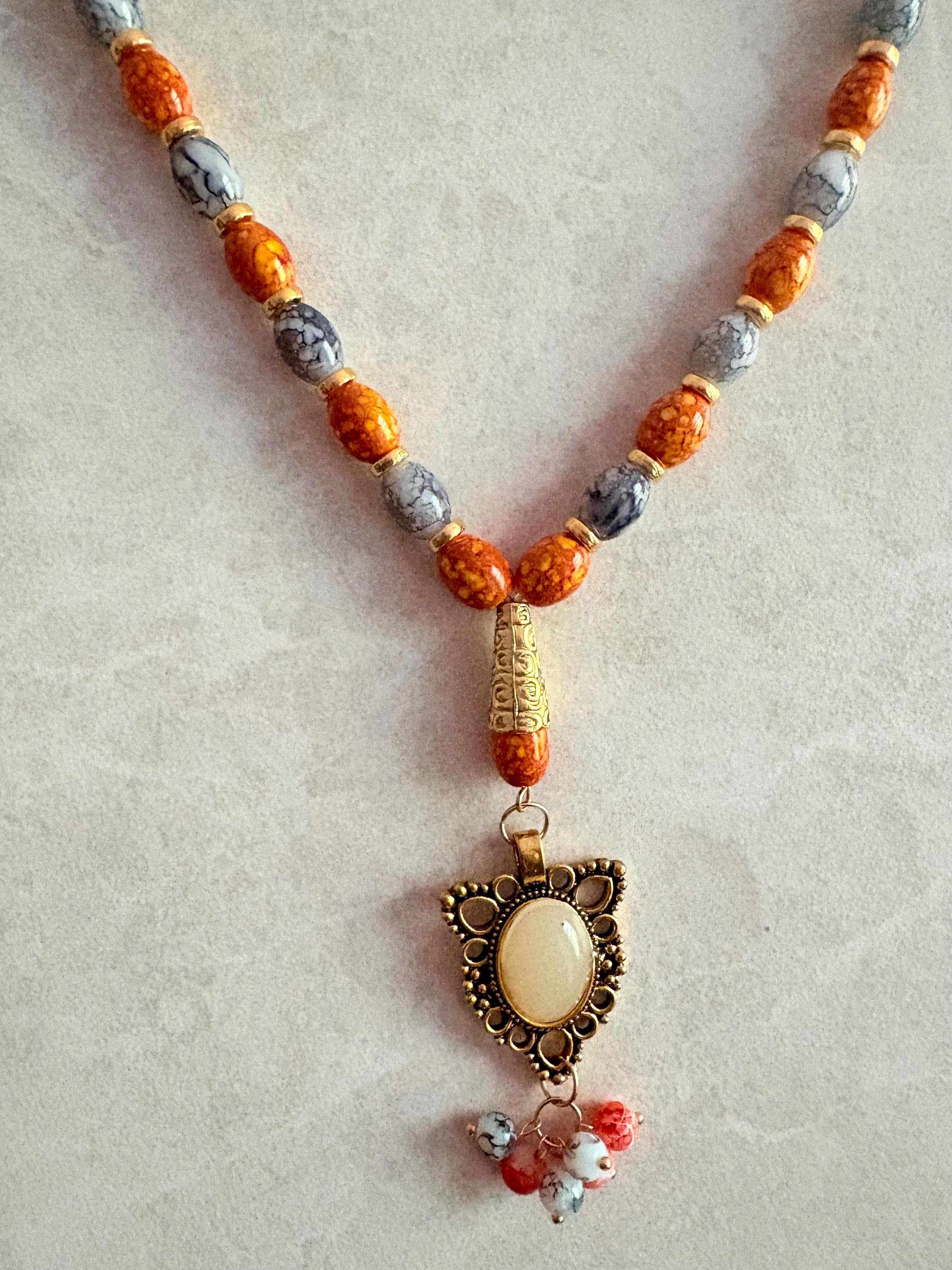 33 Mustard and gray beads - image 3