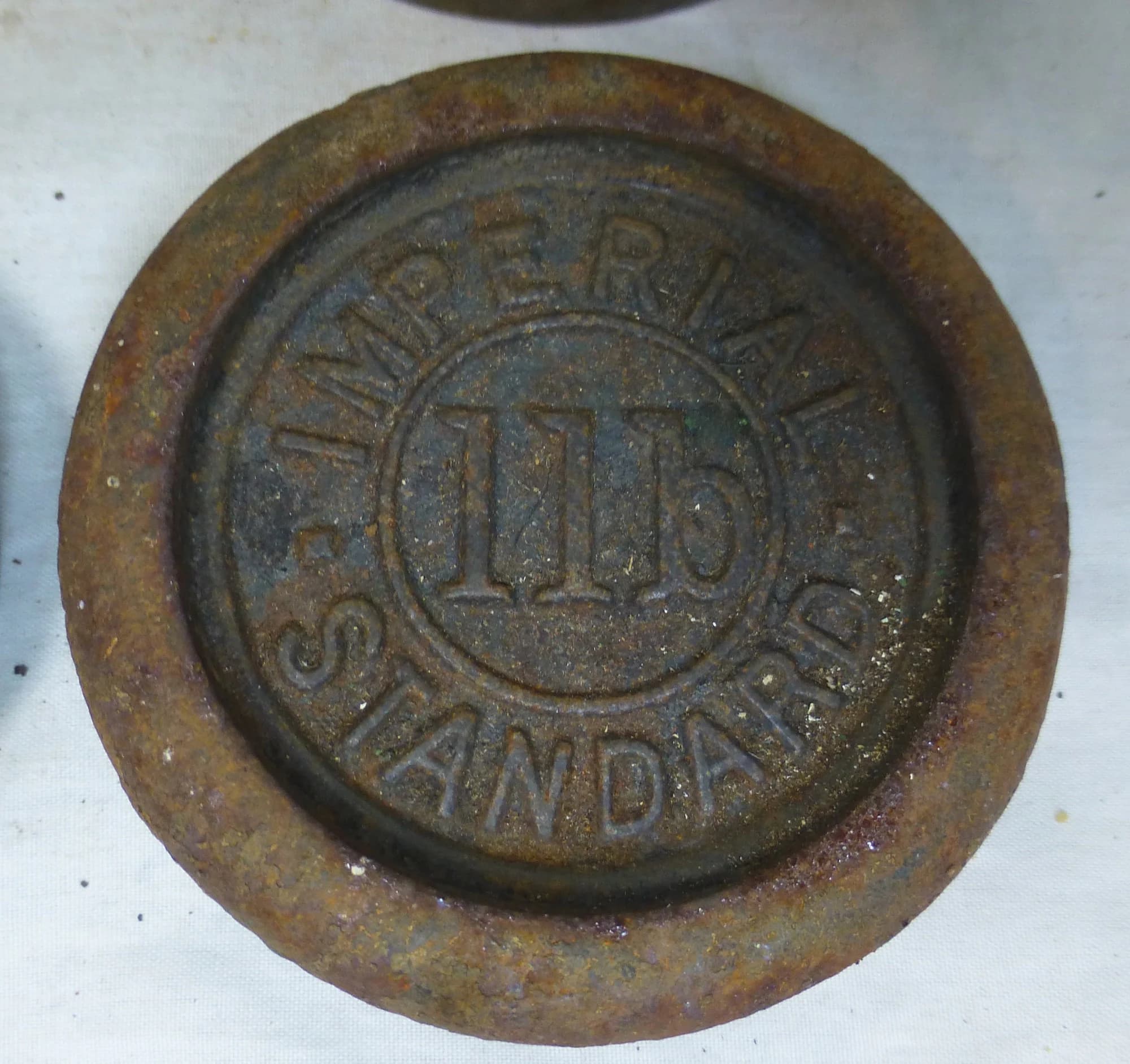 Vintage Signed Set of 5 Indented Black Cast Iron Stackable Imperial Standard Weights – 4 lb to 4oz - Interior Décor Kitchen Scales - England - image 5
