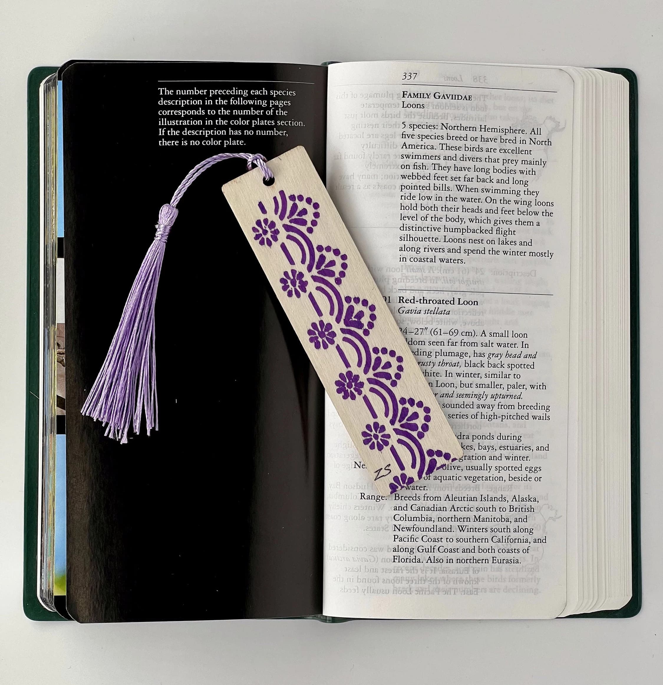 Hand painted Wooden Bookmark - light purple pattern | Bookish Gifts for Readers | Handmade Bookmark | Book Club | Book Lovers
