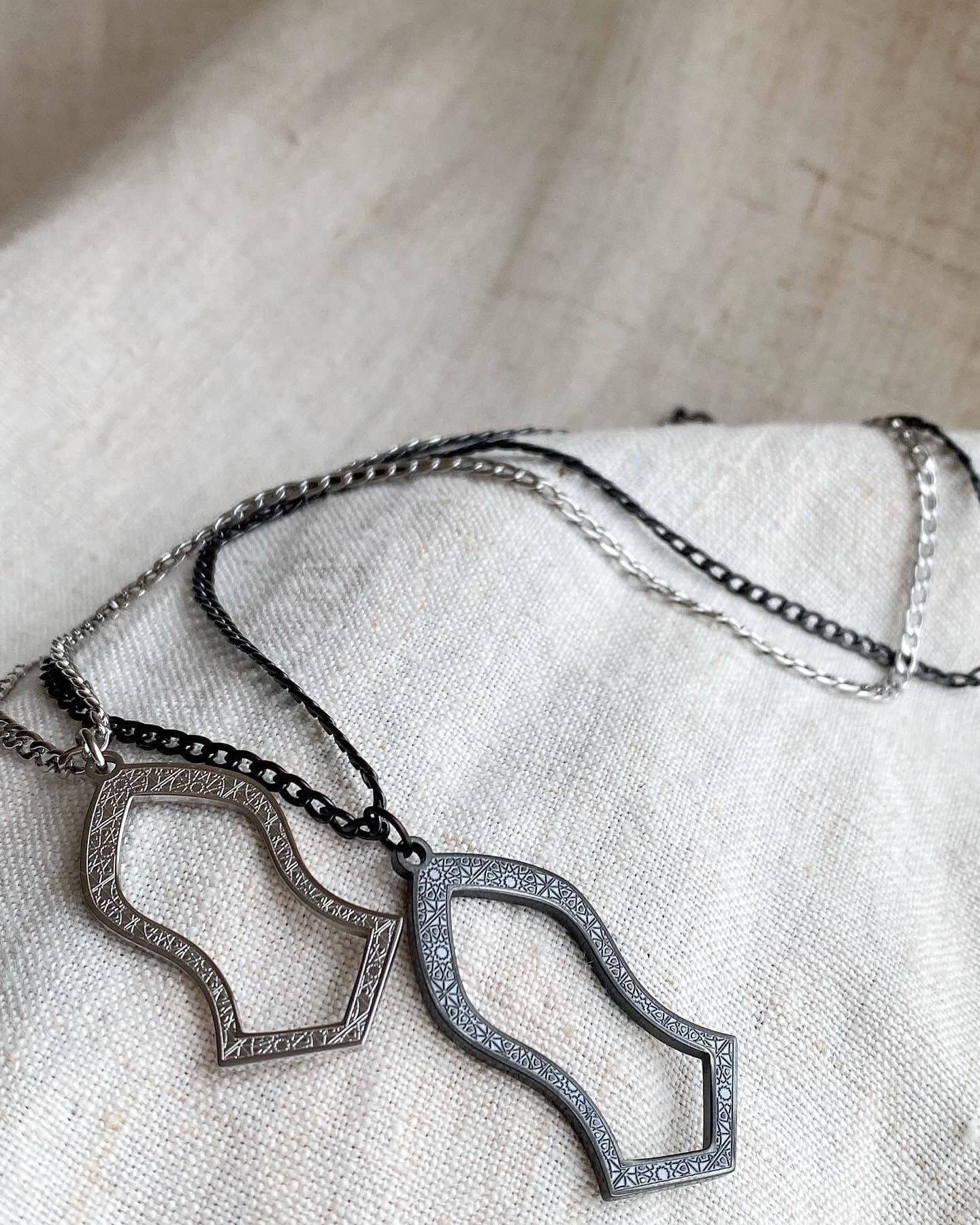 Nalain Islamic necklace