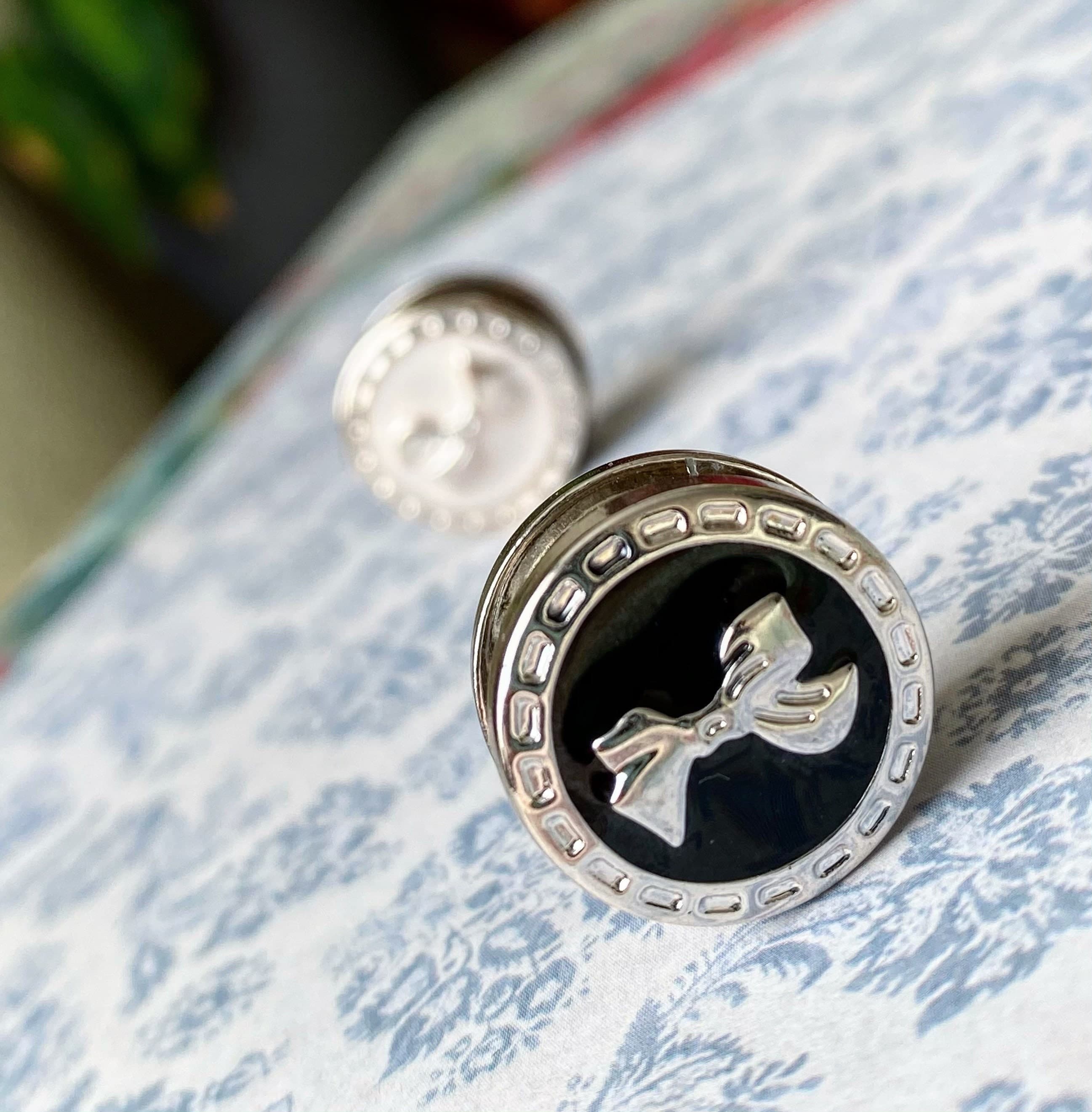 Set of 2 Bow black & white magnetic hijab pins, brooches.