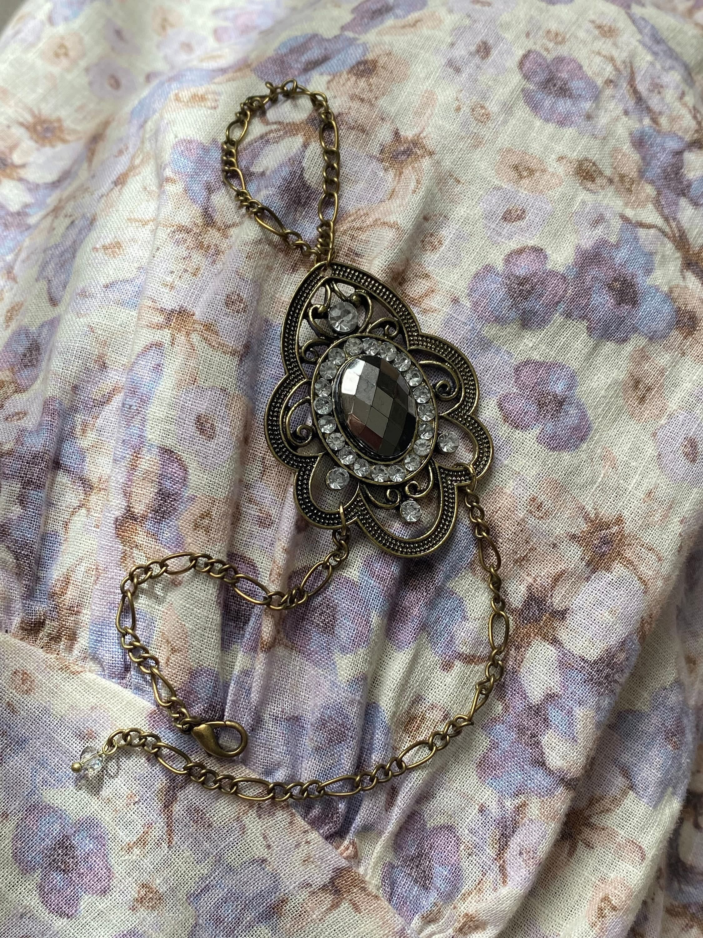 Hand chain, hand jewellery - image 3