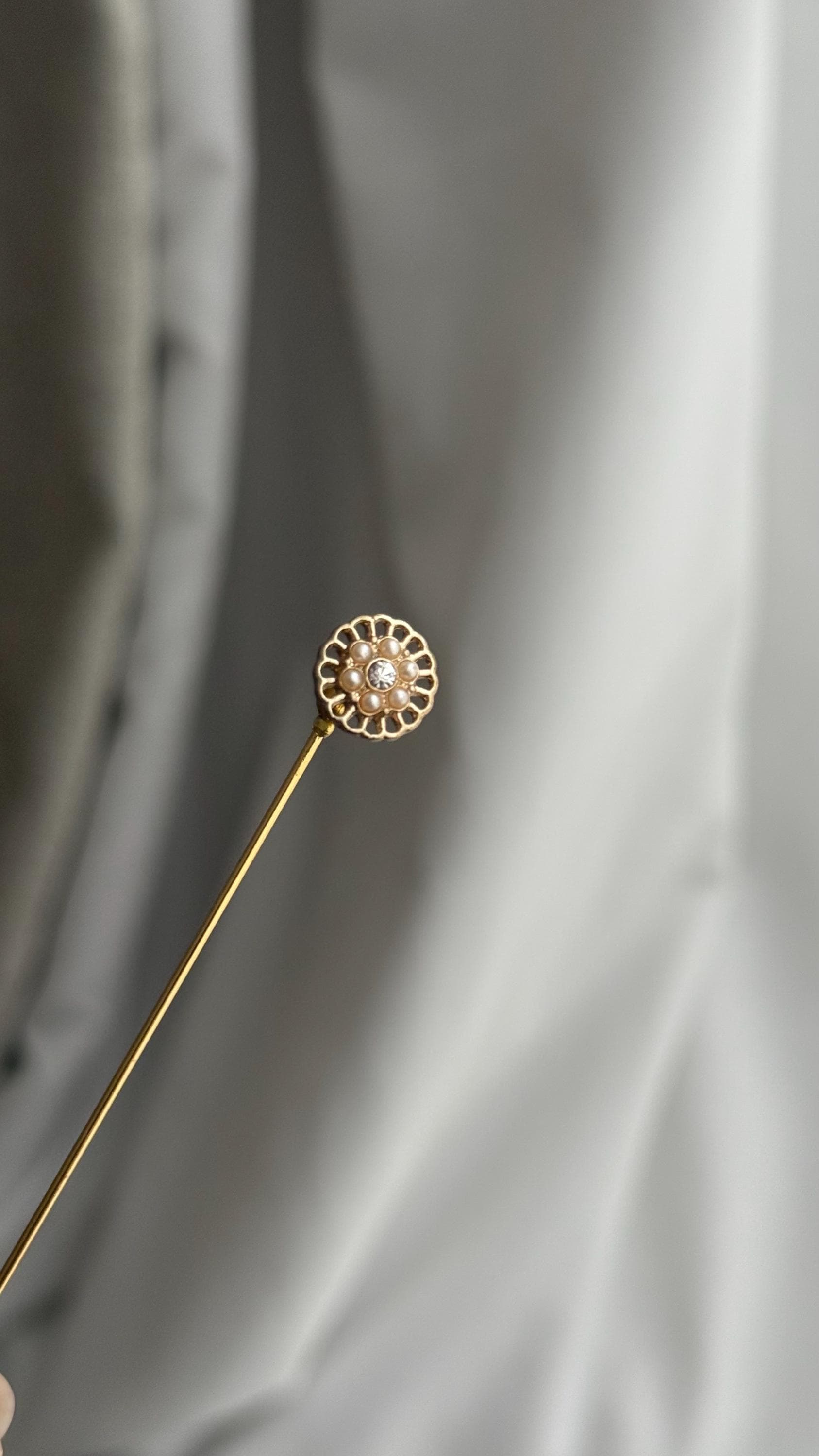 Blossom hijab pins - image 5