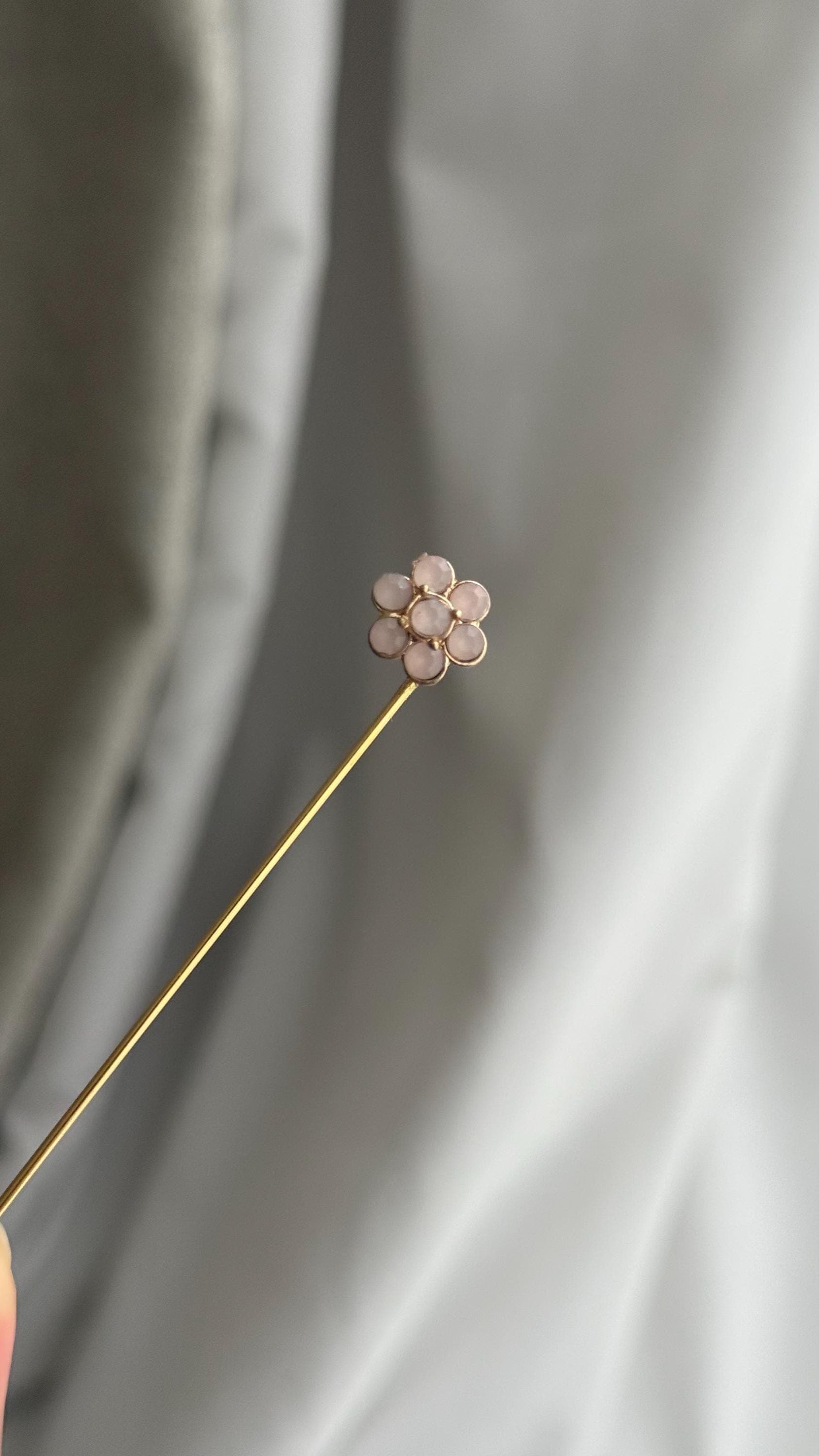 Blossom hijab pins - image 4