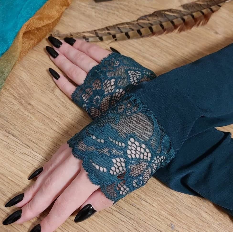 Lace Cuff Arm Sleeves - Dark Green Knitted Mitts, Muslim Accessory - image 5