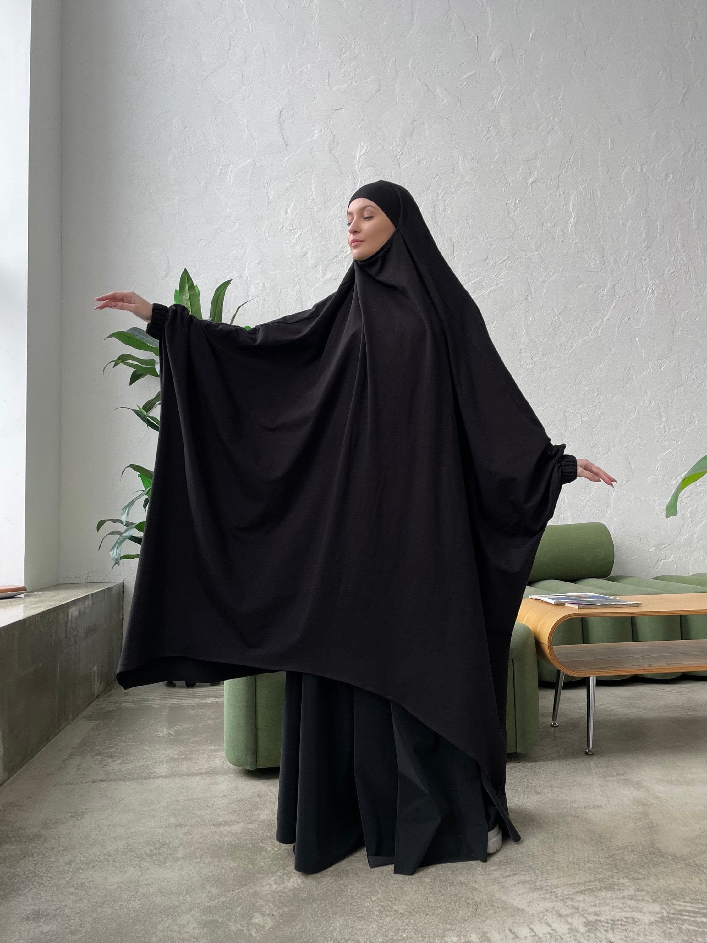 Elegant long black cotton jersey khimar asymmetrical length - image 4