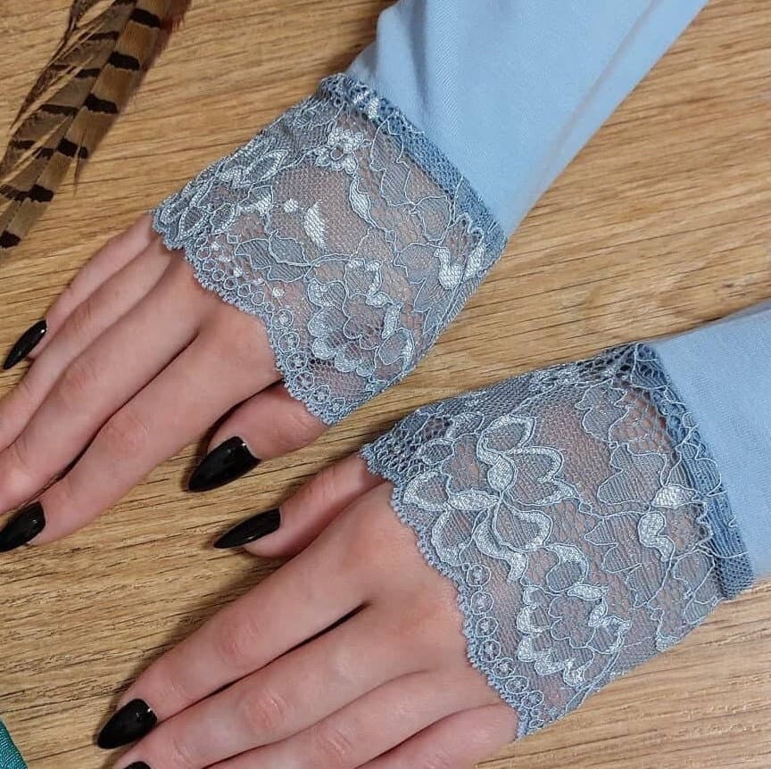 Blue Lace Knit Arm Sleeves - Muslim Prayer Accessory