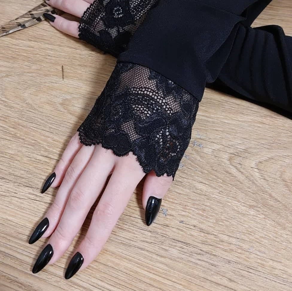 Black Lace Arm Sleeves: Knitted Long Mitts, Muslim Accessory - image 4