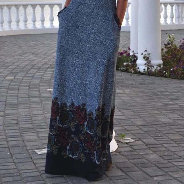 Elegant grey long dress with concealed zipper closure, casual abaya - image 4