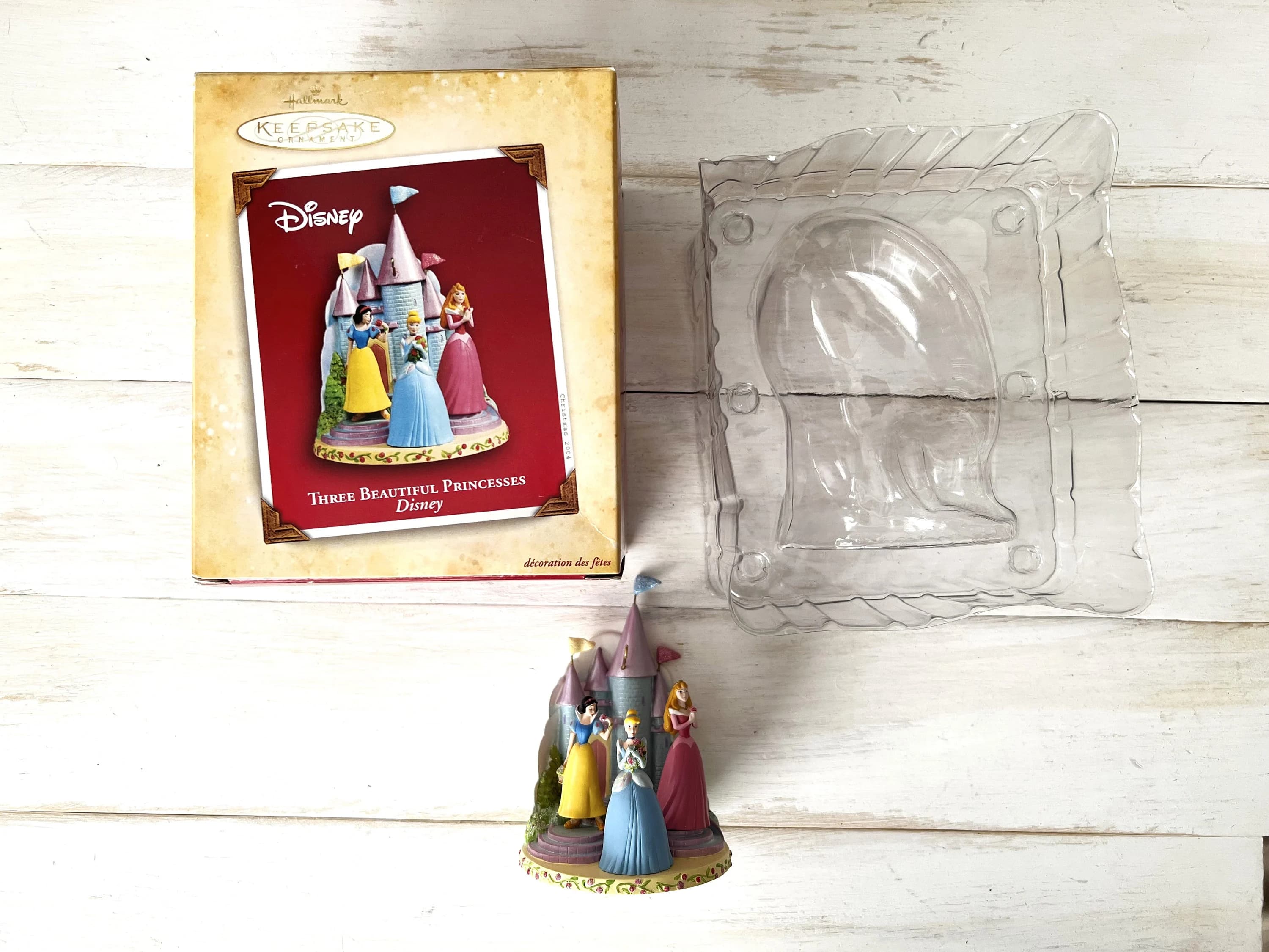 Three Beautiful Princesses Hallmark Ornament Disney Sleeping Beauty, Cinderella and Snow White - image 4