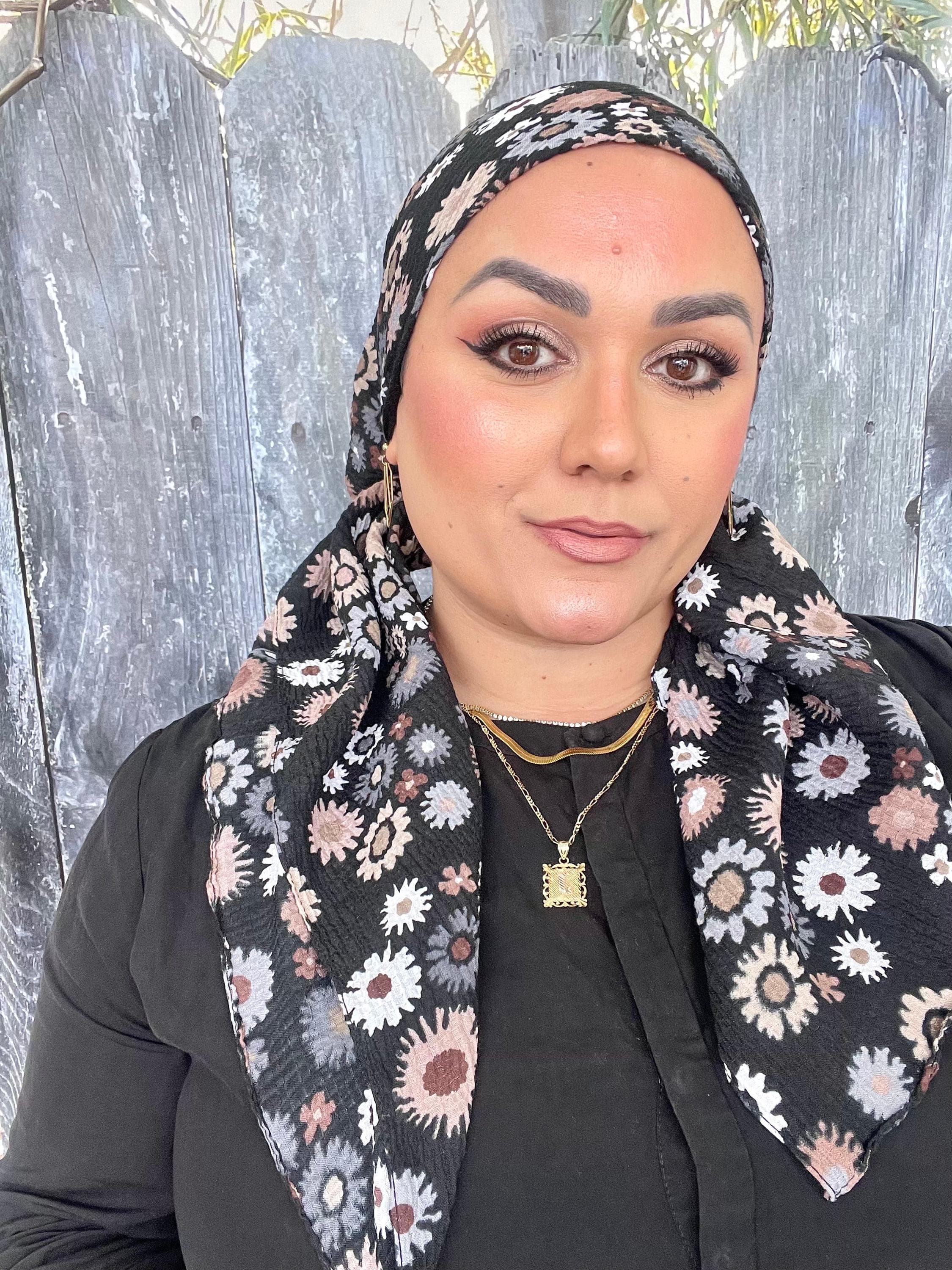 Square Head Scarf for Women, 38”, Mod Bloom Waffled Print Bandana Head Cover, Black/Neutral, Soft Chemo Headwear, Square Hijab, Tichel