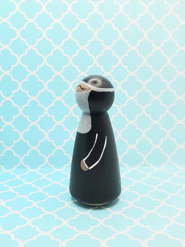 Muslim Doll in Niqab / Wooden Muslim Peg Doll/ Hand painted / Islamic Doll / Niqab / Face Veil/ Burqa / Khimar/ Hijab Doll / Abaya Doll - image 5