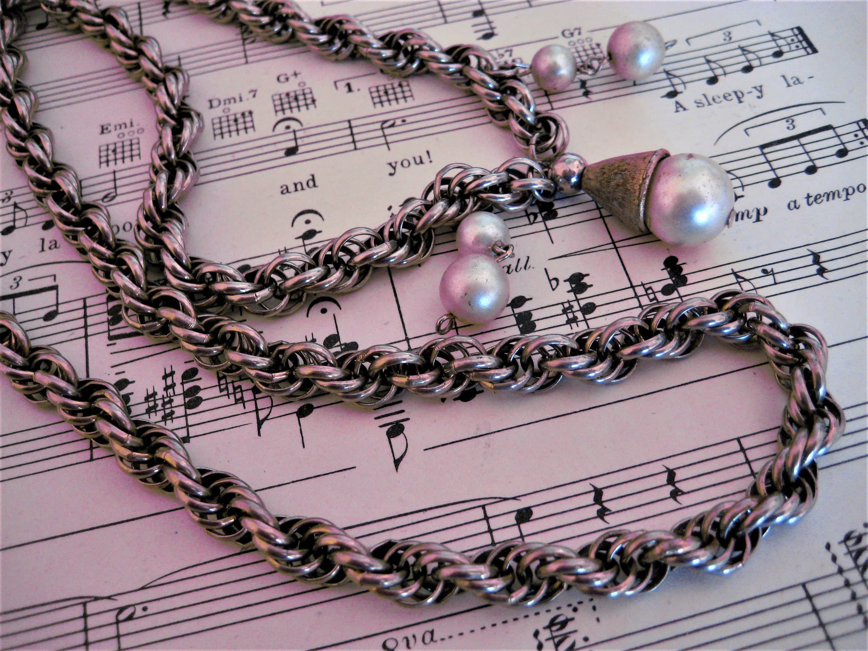 Pendant Necklace, Faux Pearls, Silvery-Gold Rope Chain, 28 Inches Long, Vintage