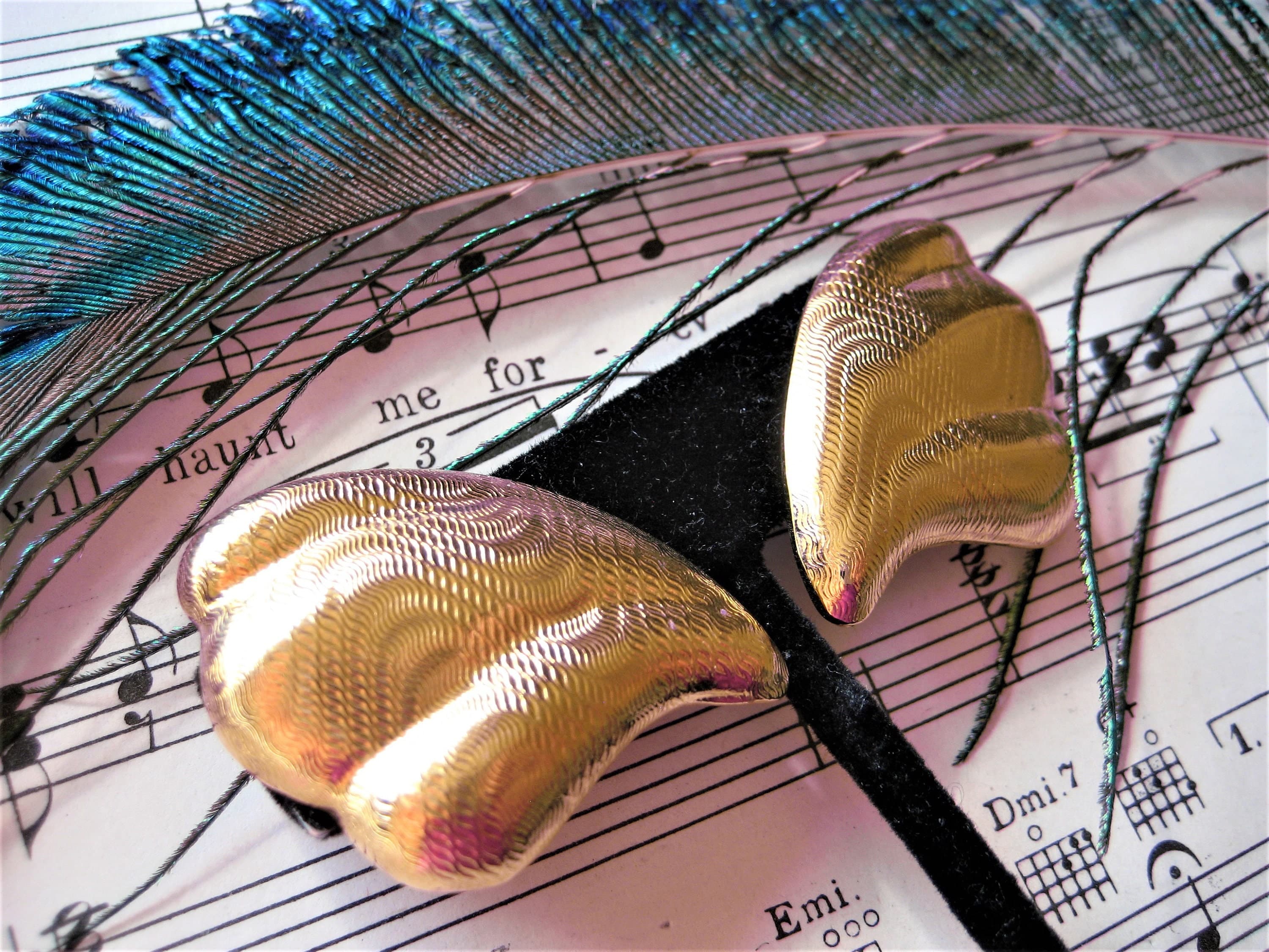 Clip-on Earrings, Art Deco Style, Textured Gold Tone Metal, Vintage Find - image 4