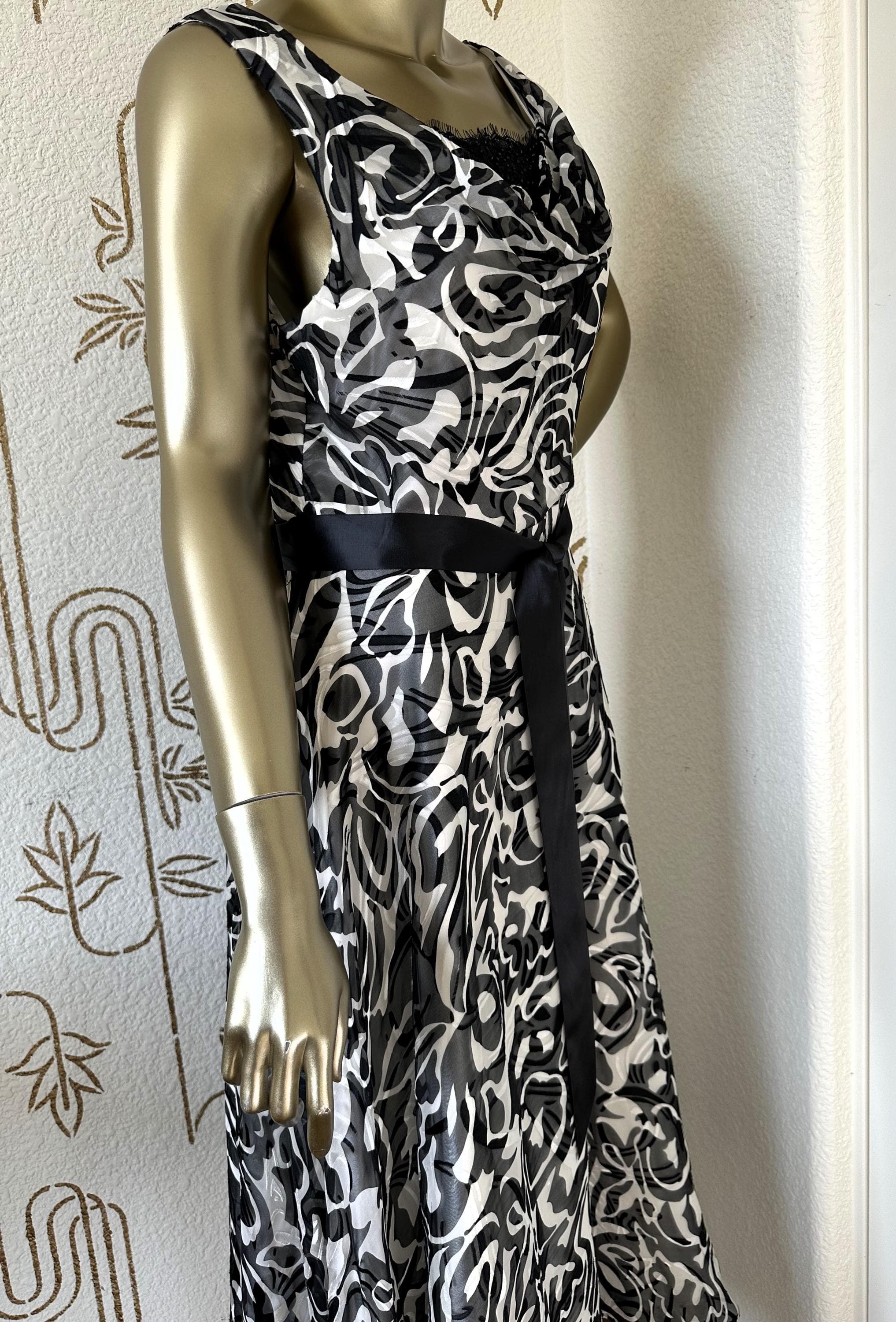 Dress, JS Boutique, Black & White, Tea Length Gown, Size 12, Sleeveless, Estate Find - image 4