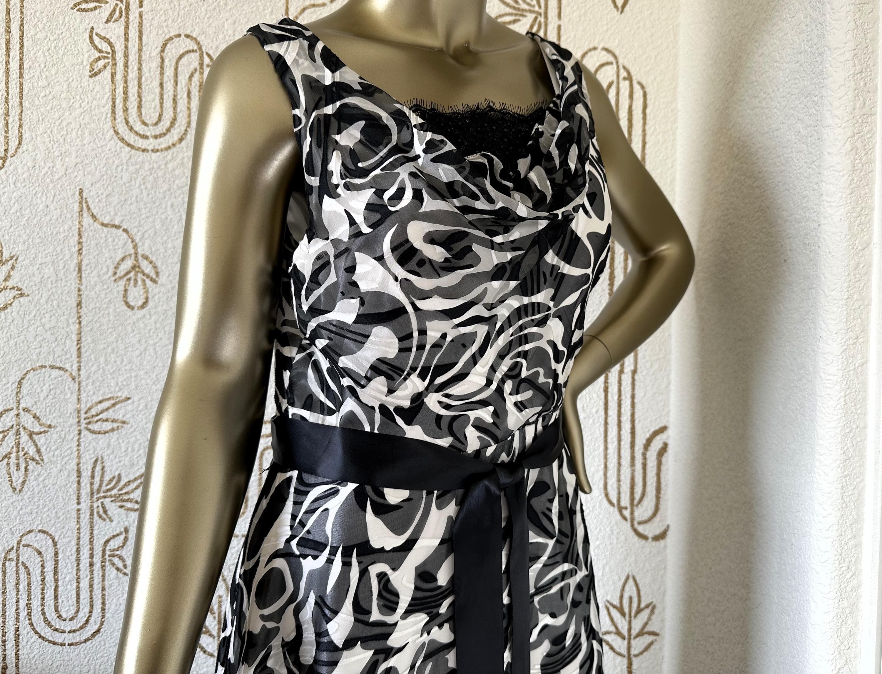 Dress, JS Boutique, Black & White, Tea Length Gown, Size 12, Sleeveless, Estate Find