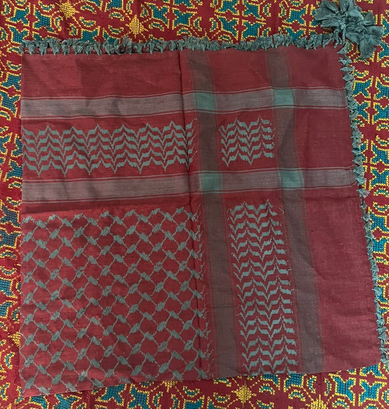 Umrah Bedouin Tassel Muslim Winter Scarve Scarf Shawl Arabian Islamic Men shemagh Head Turban Arafat Army keffiyeh palestine woman red B14