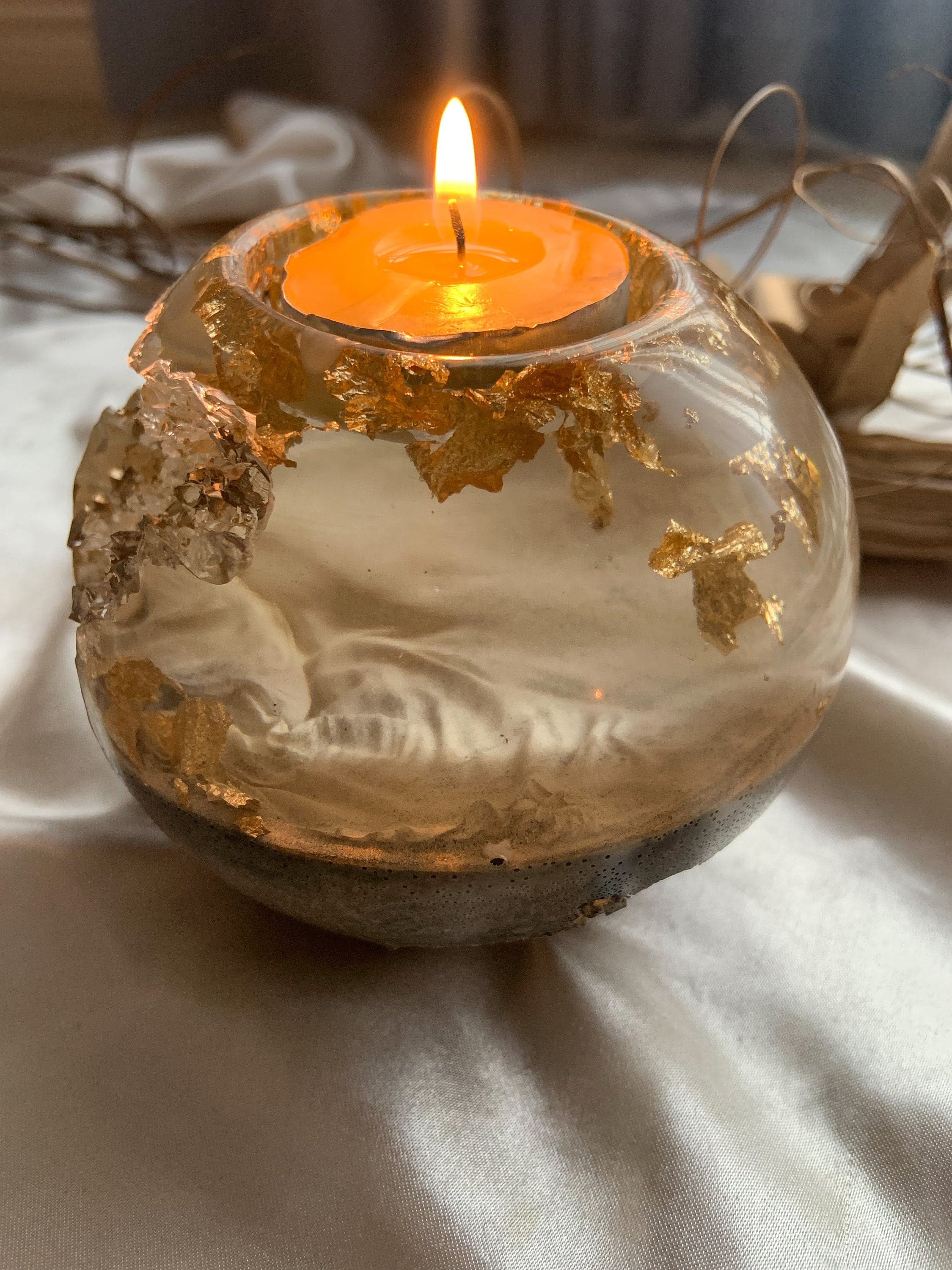 Geode Cave Tea Light Holder|Resin Tea light holder|Nature inspired art|Unique gifts|Wedding gift|Ramadan Table Decor||Bespoke gift|Resin art - image 5