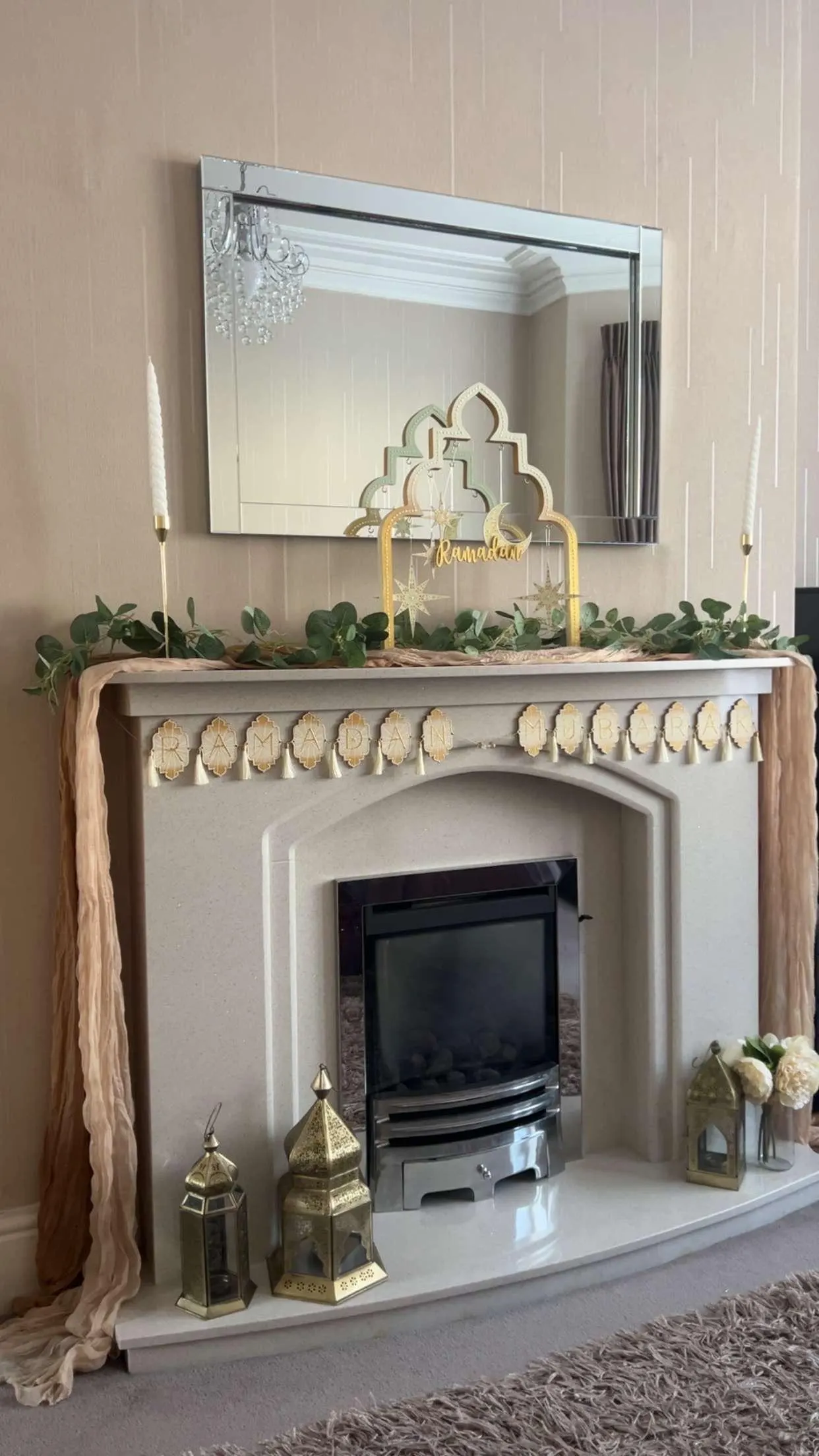 Imperial Aurora Mini Ramadan Wood Material Banner | White Ivory Gold | Party Decor | Hand-Painted Garland Streamer - image 5