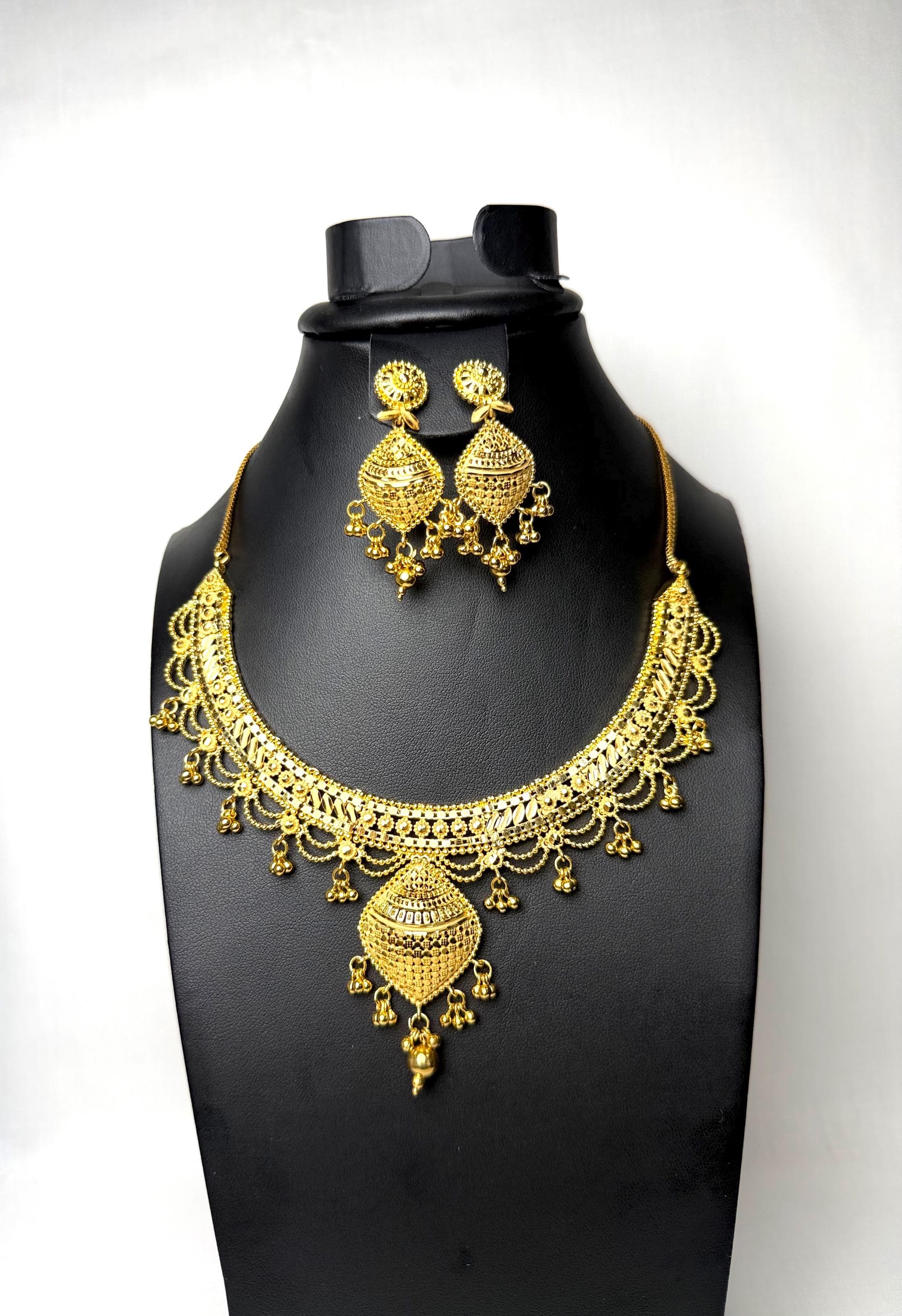 24k gold plated  short necklace set - image 4