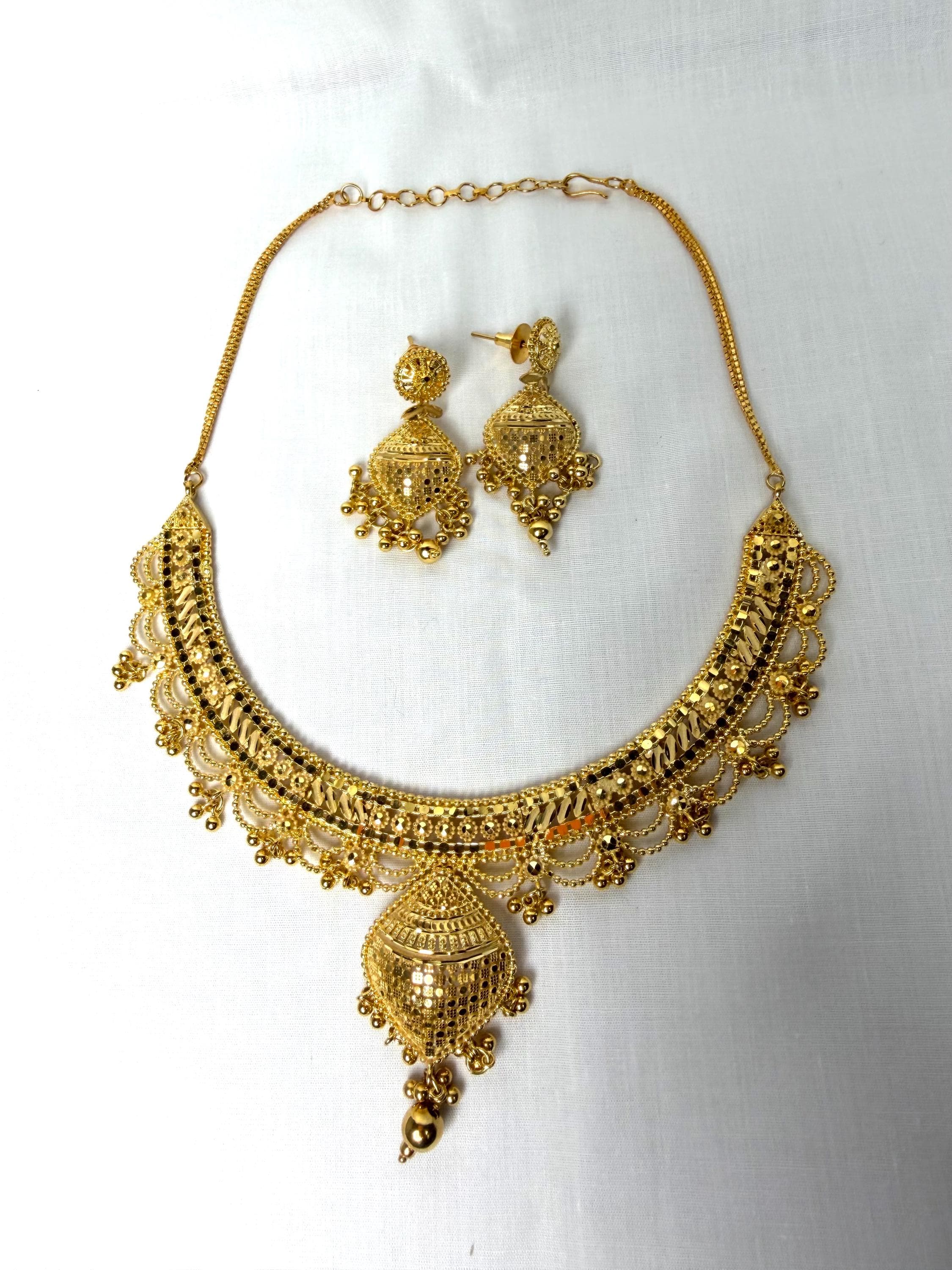 24k gold plated  short necklace set - image 5