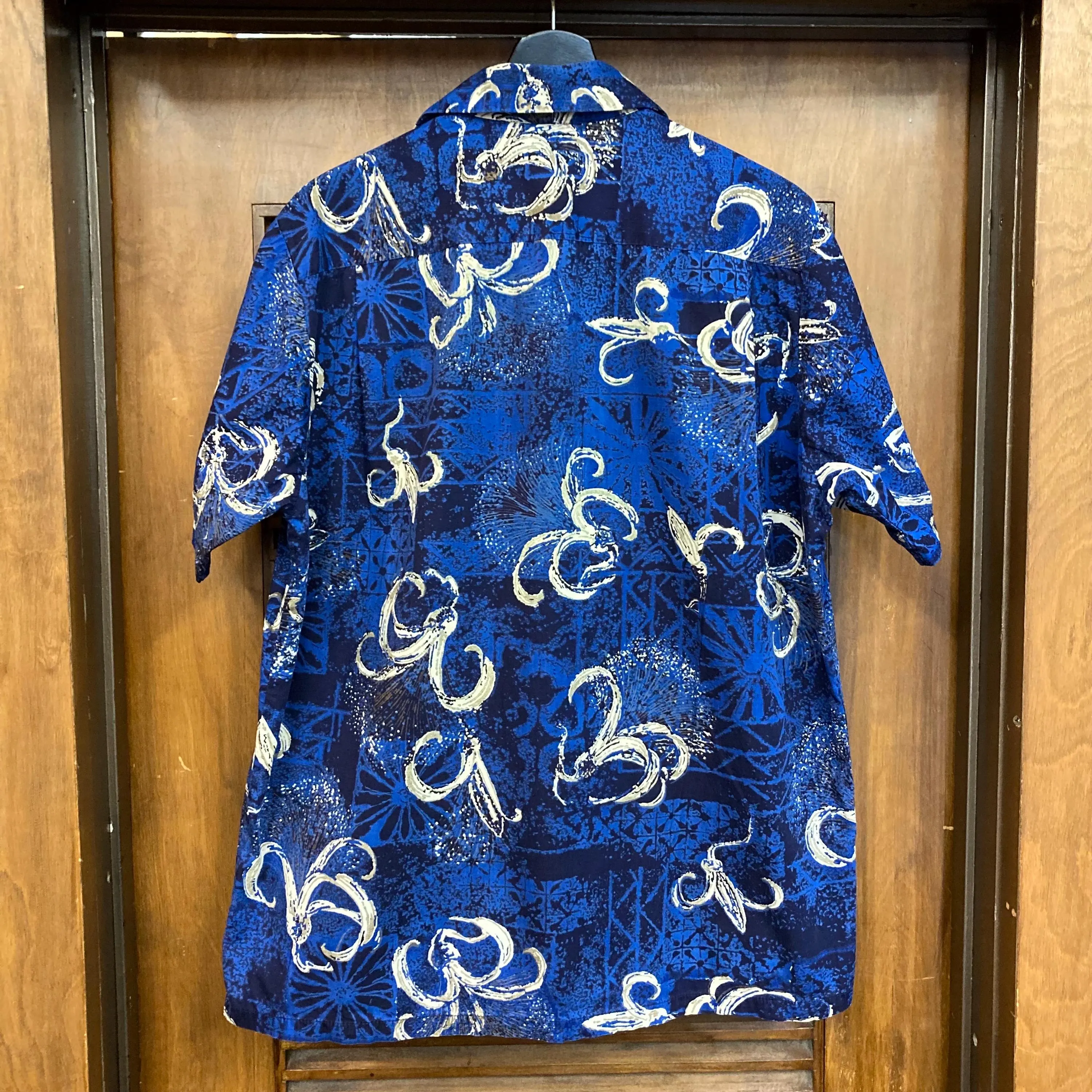 Vintage 1950’s Dated 1957 “Shaheen’s” Tiki Floral Cotton Loop Collar Hawaiian Shirt, Signed Selvedge, Bombax Tapa, 1950’s Shirt - image 5